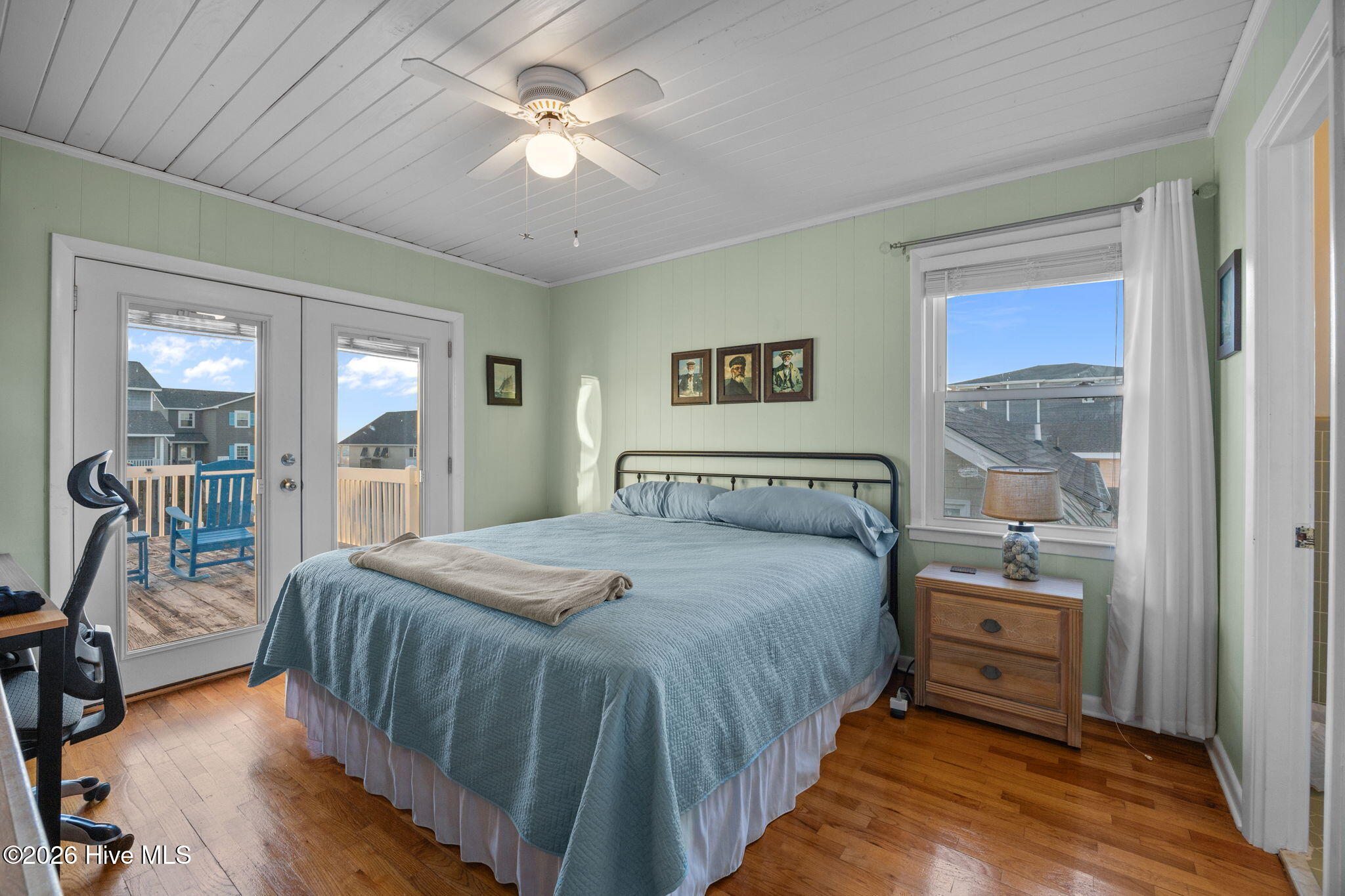 100549750 | Photo 40