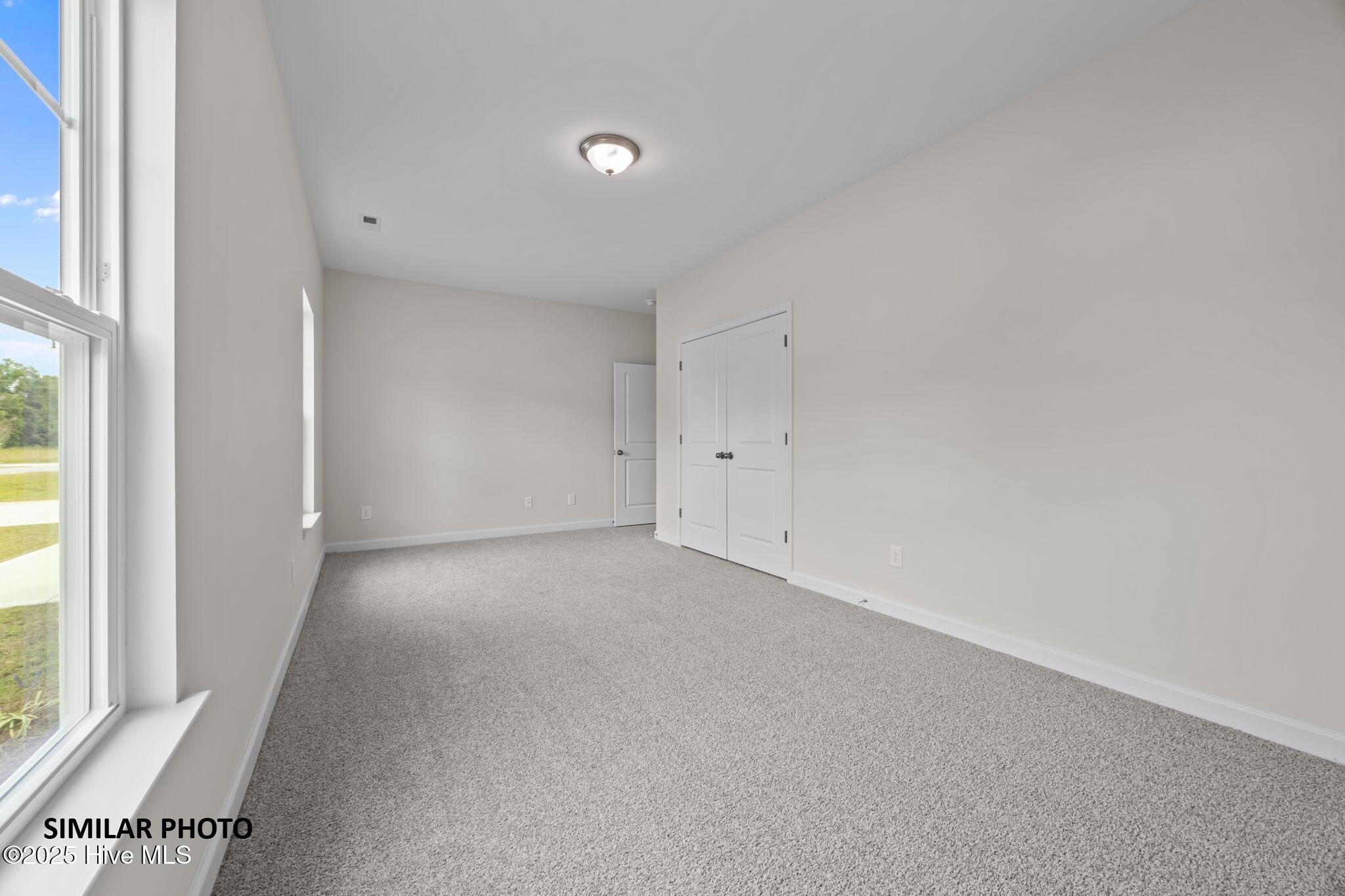 100536105 | Photo 17