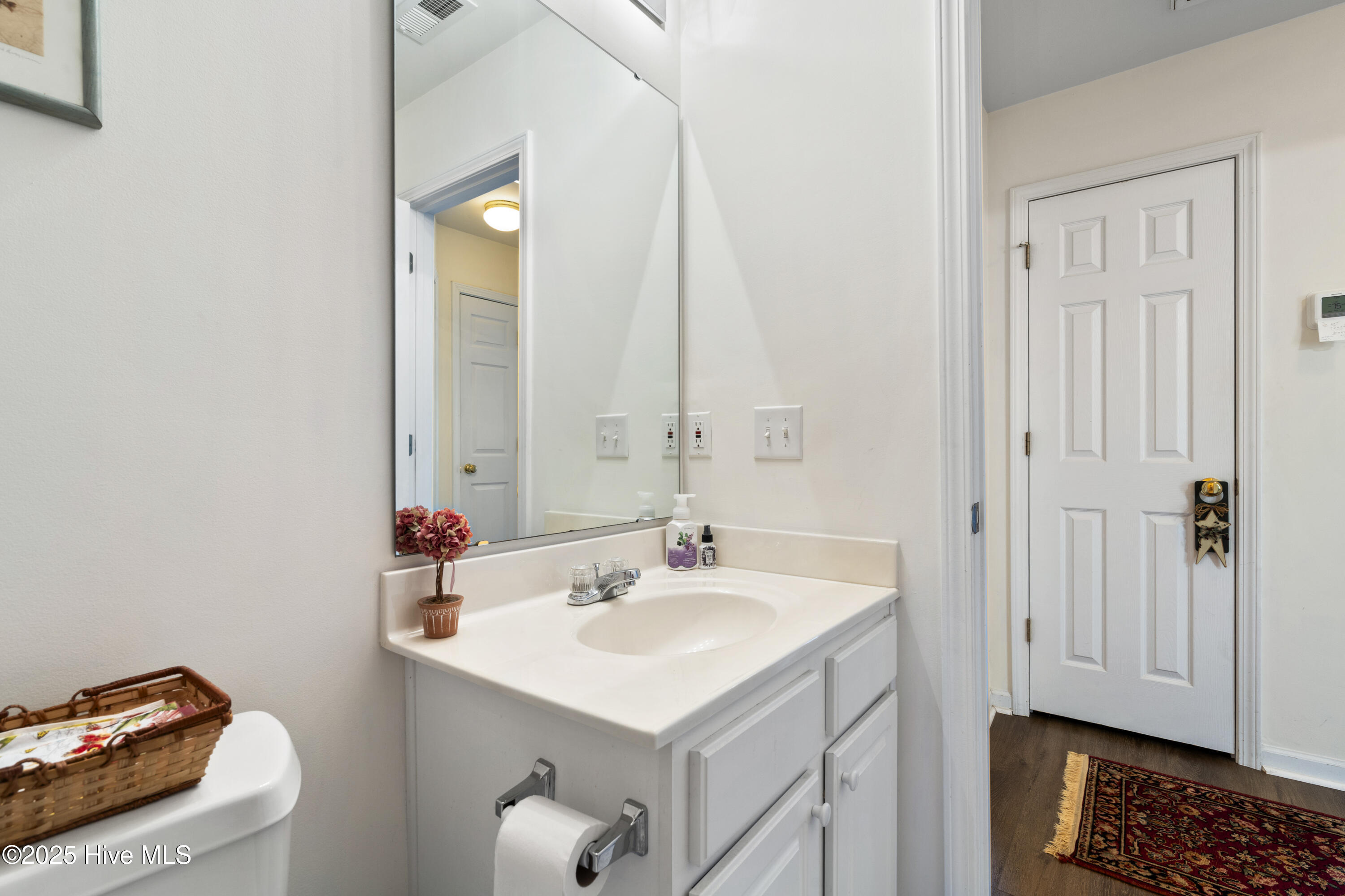 100521862 | Photo 14