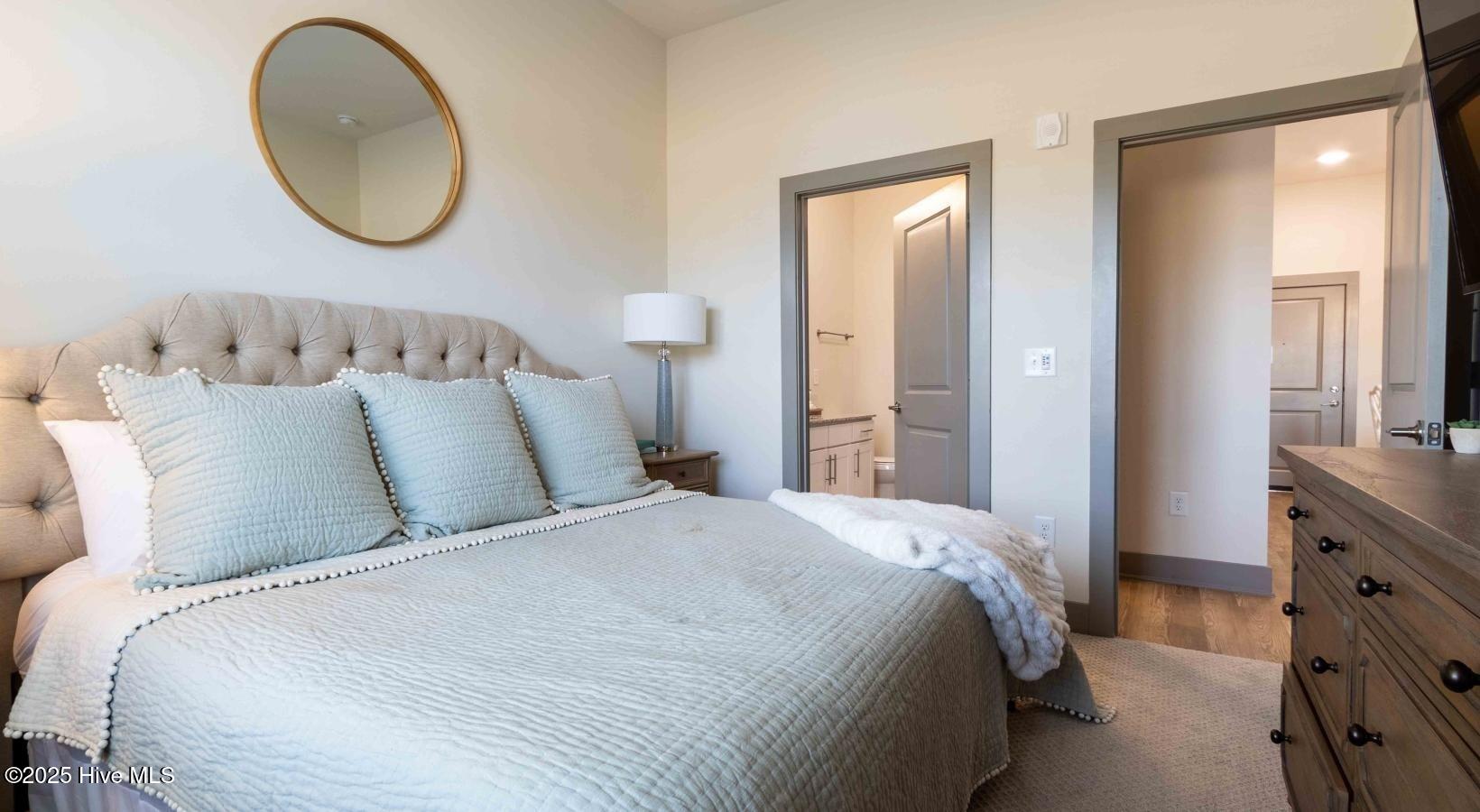 100522728 | Photo 26