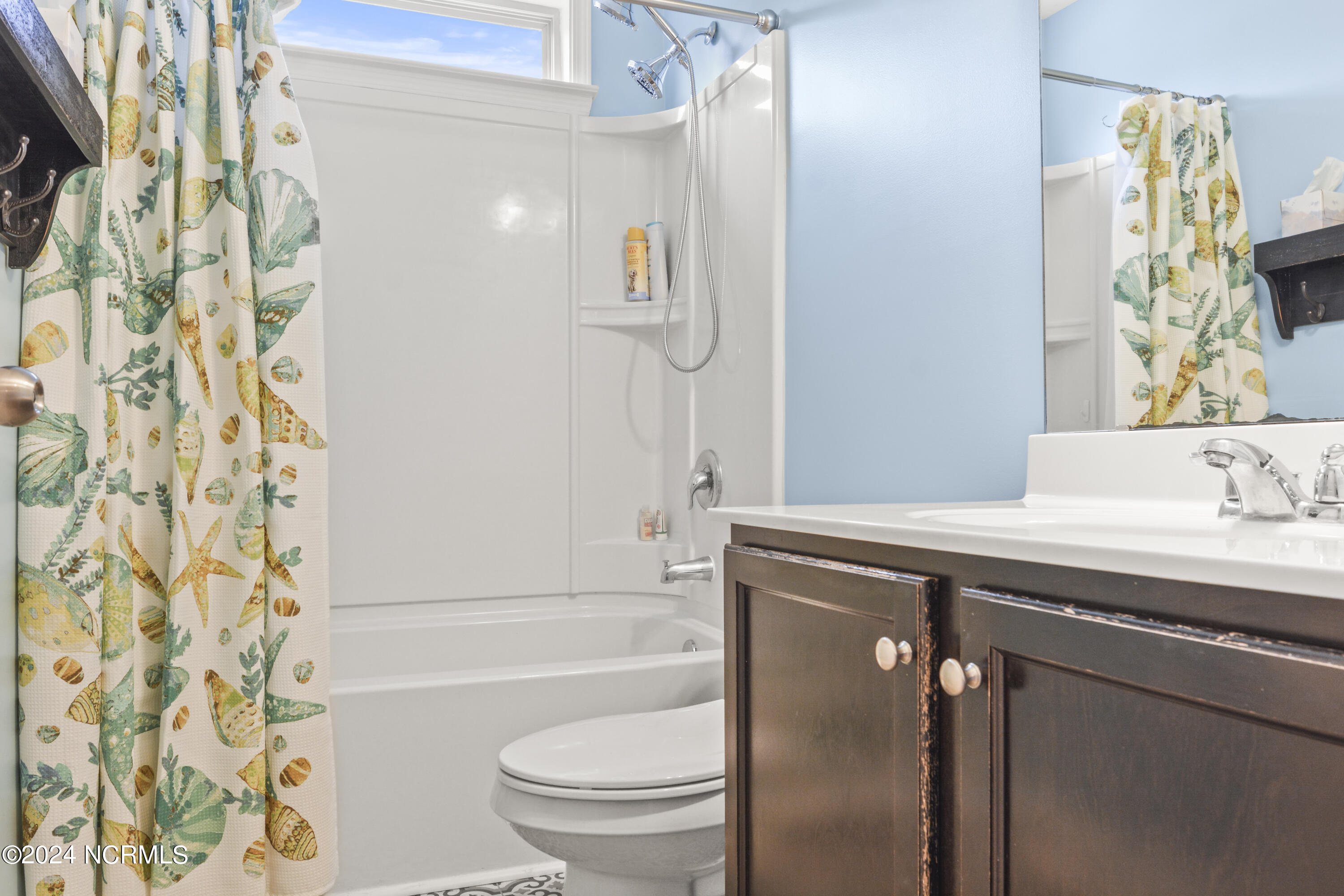 100566117 | Photo 29