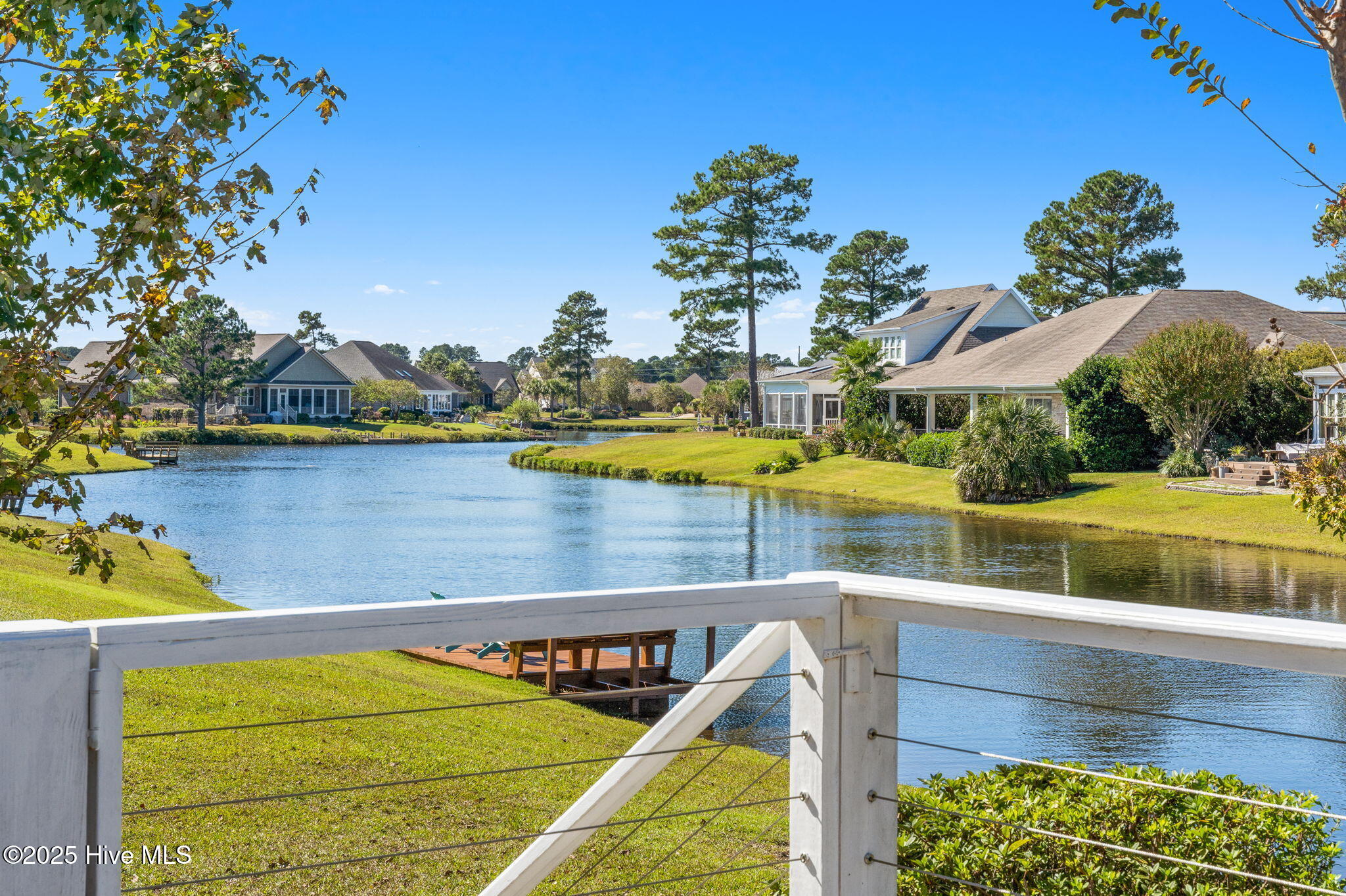 100538091 | Photo 33