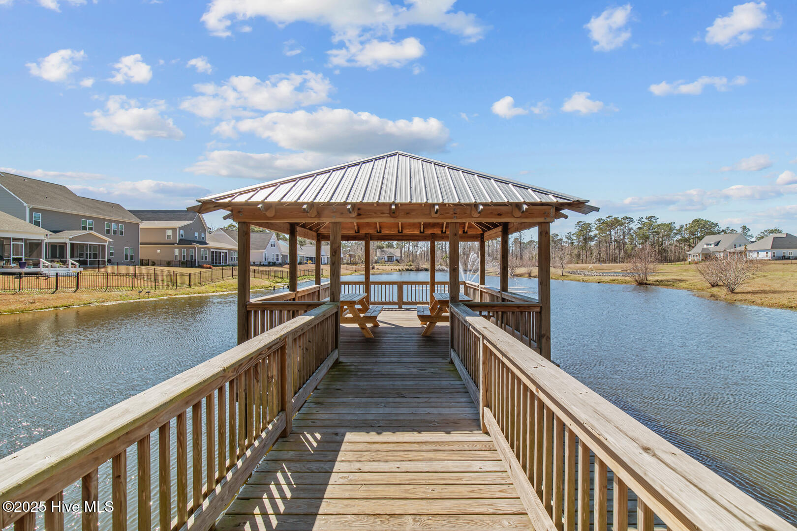 100504808 | Photo 37