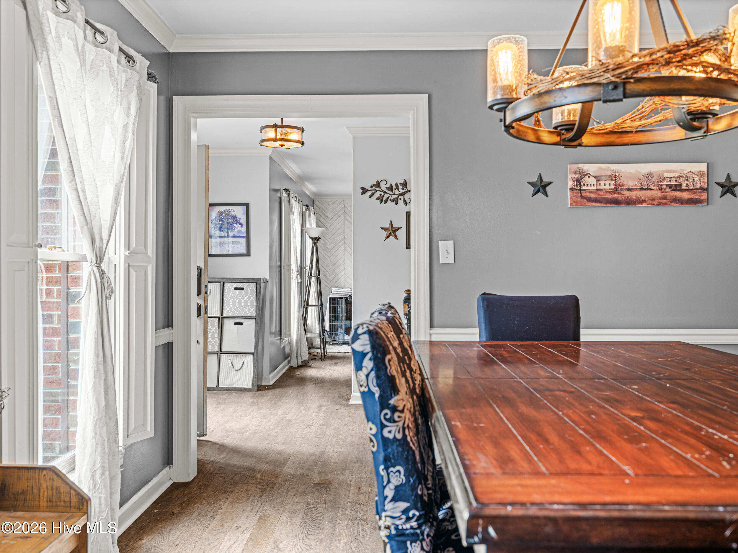 100570486 | Photo 16