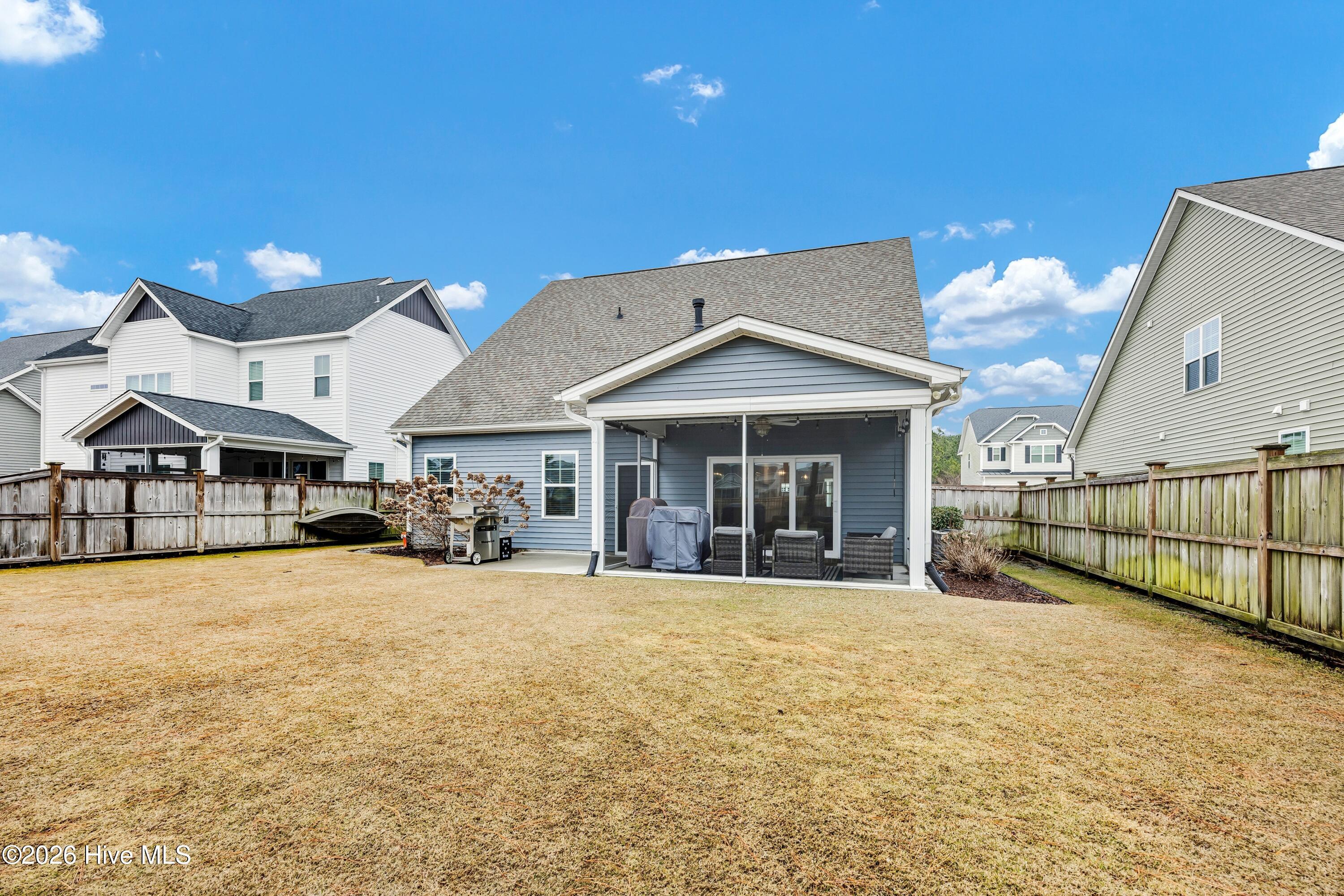 100553232 | Photo 27