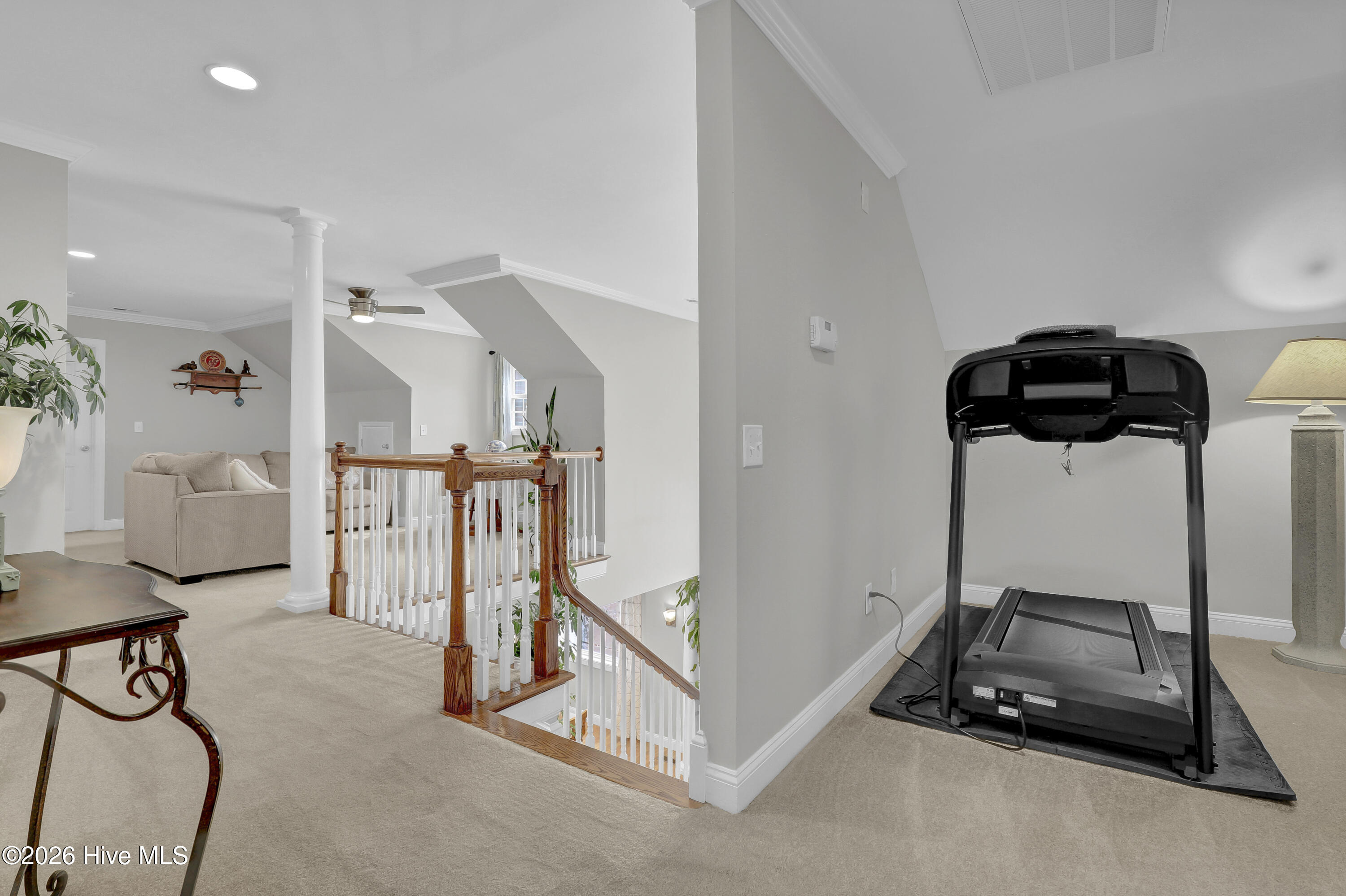 100563243 | Photo 31