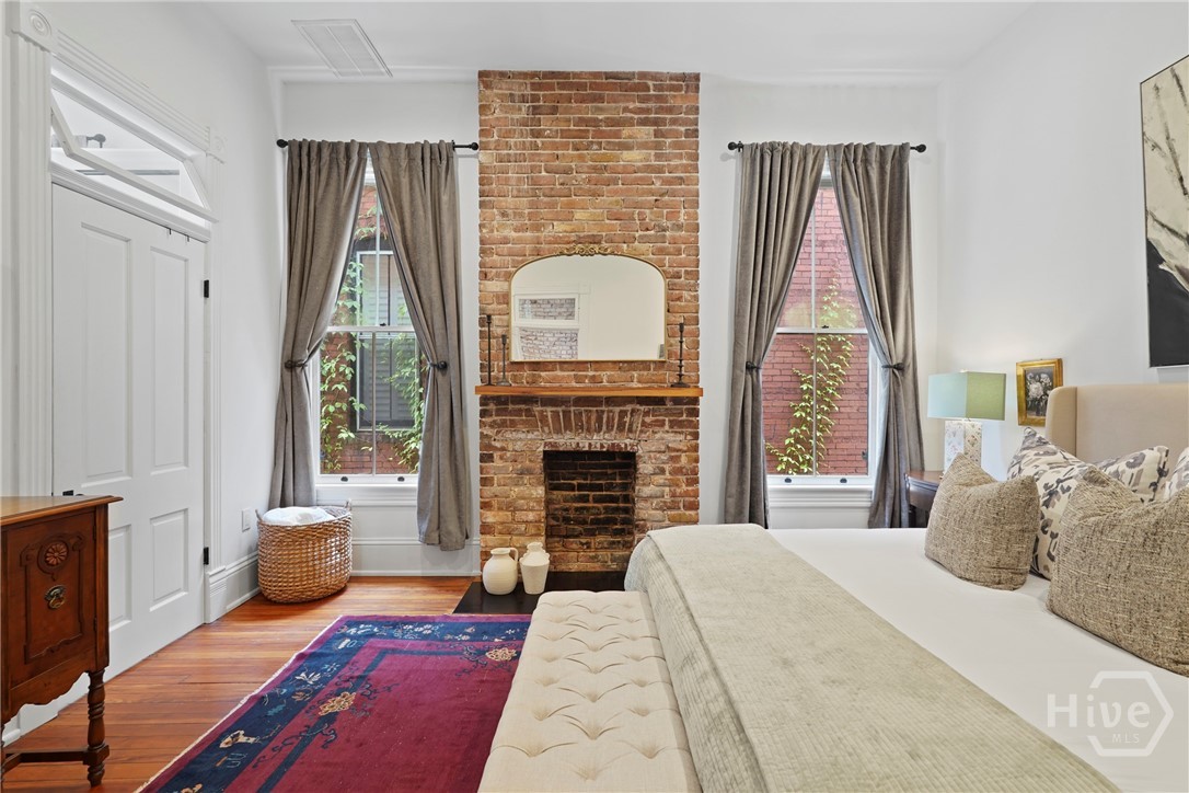 415 Whitaker Street, Savannah, GA, 31401