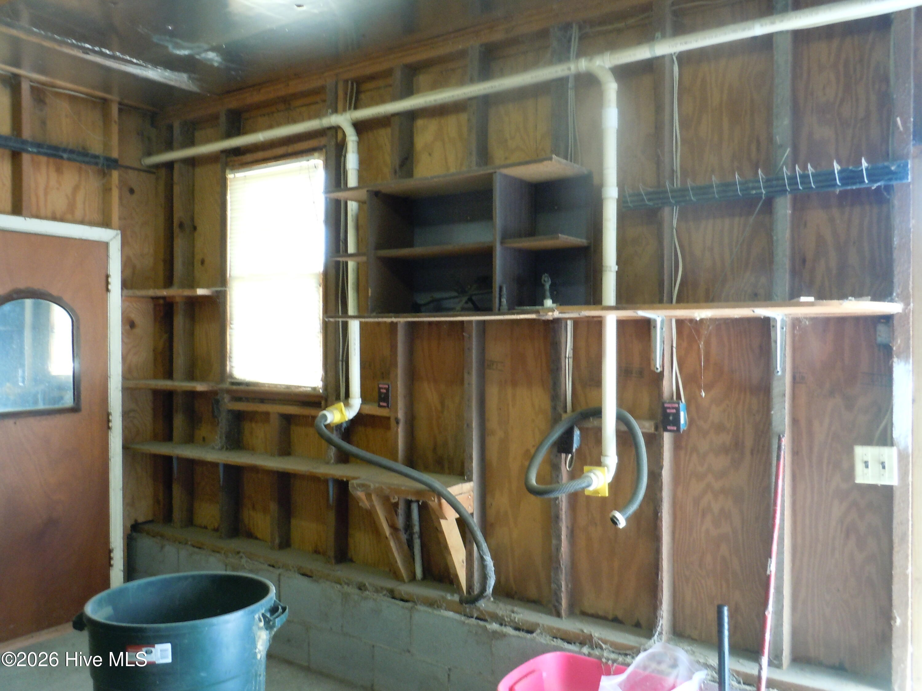 100565752 | Photo 50