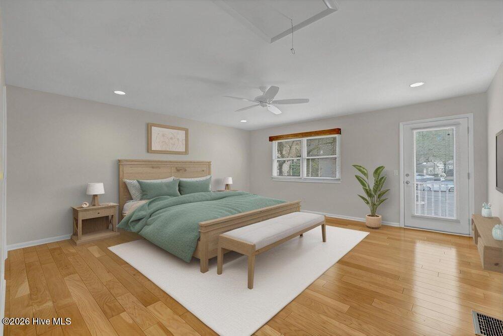 100558387 | Photo 16