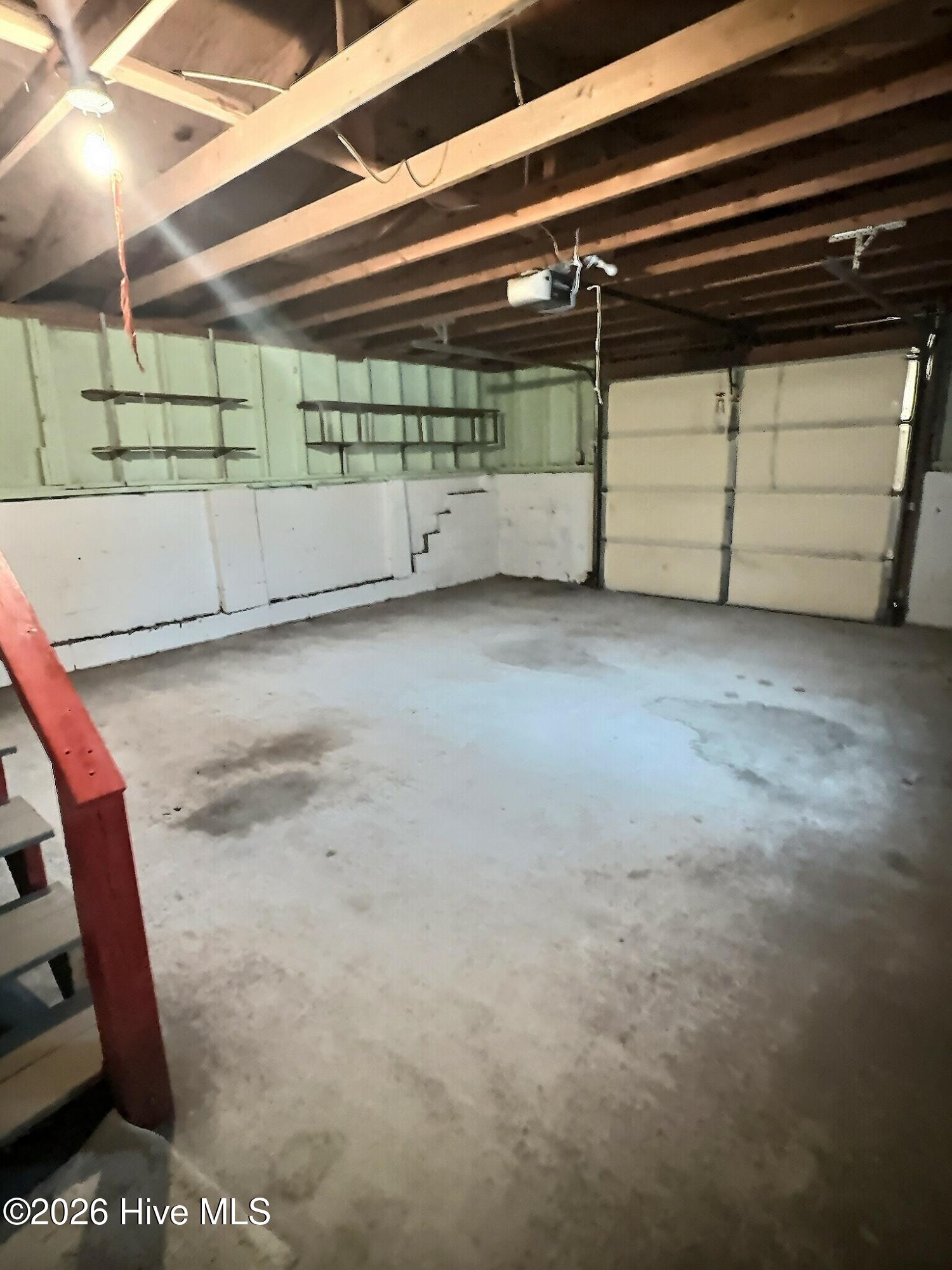 100522719 | Photo 30