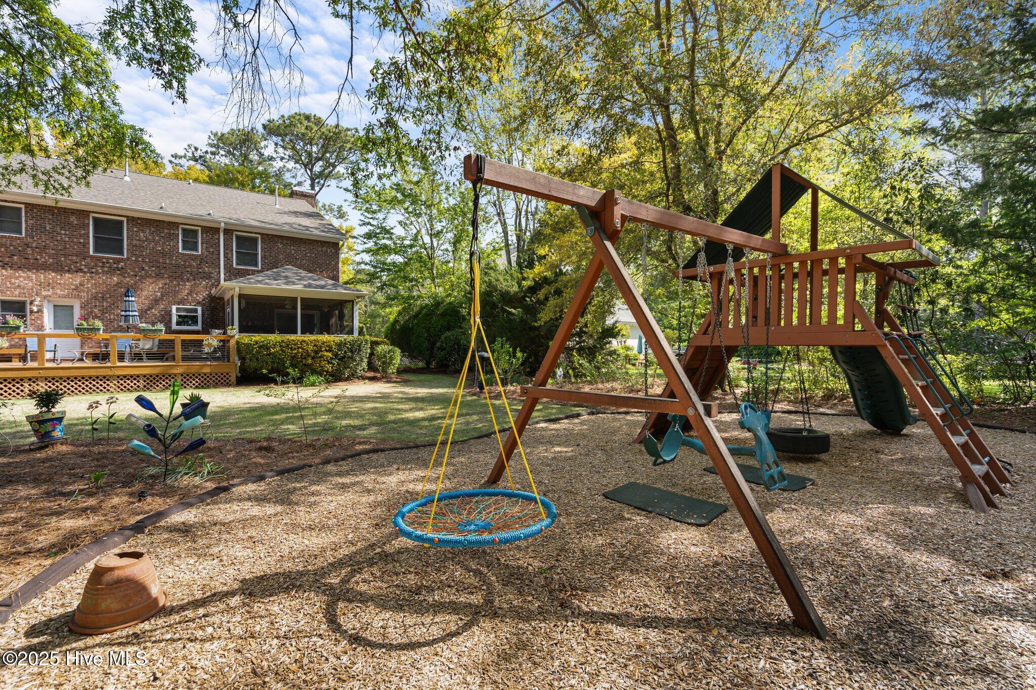 100507582 | Photo 51