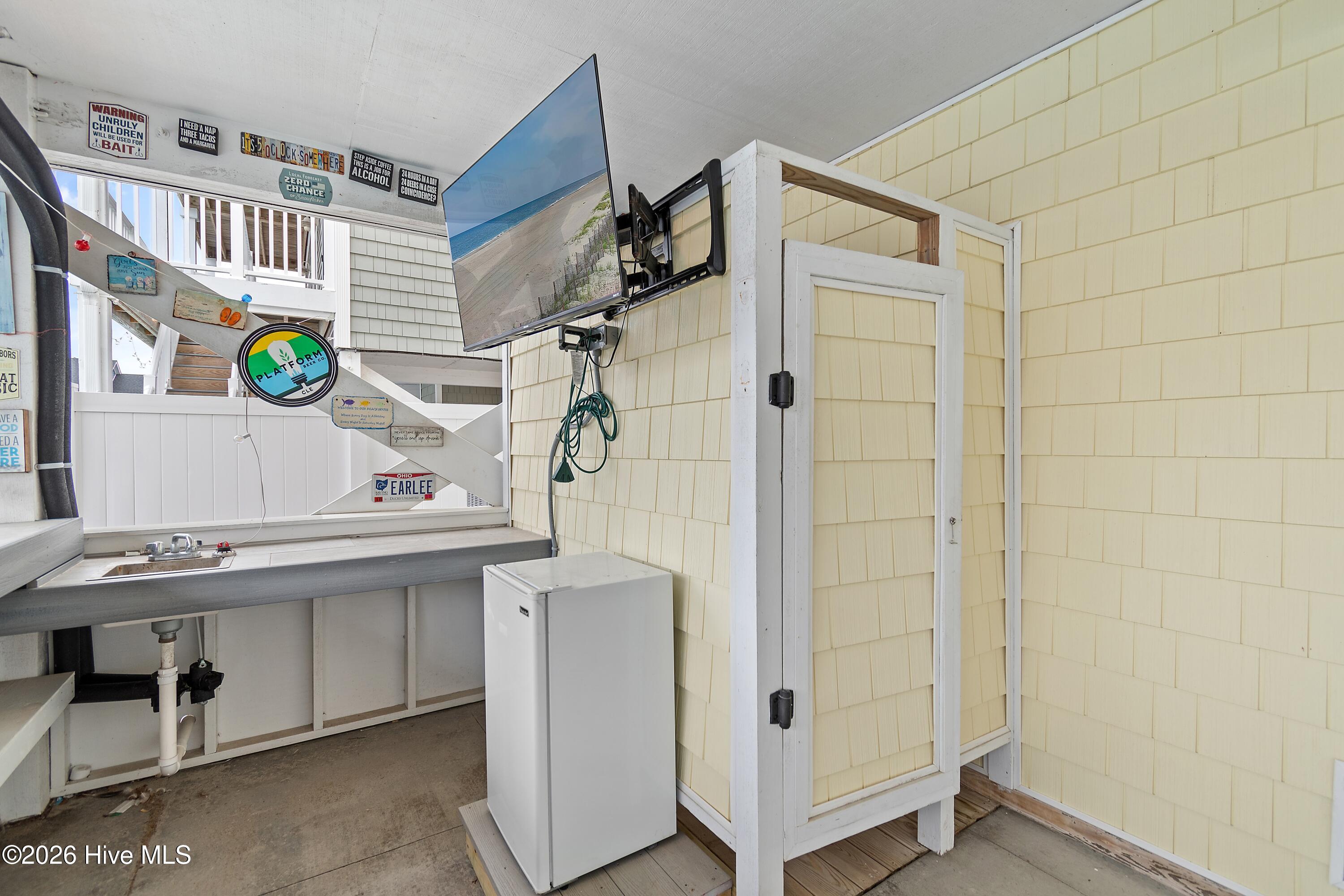 100555702 | Photo 61