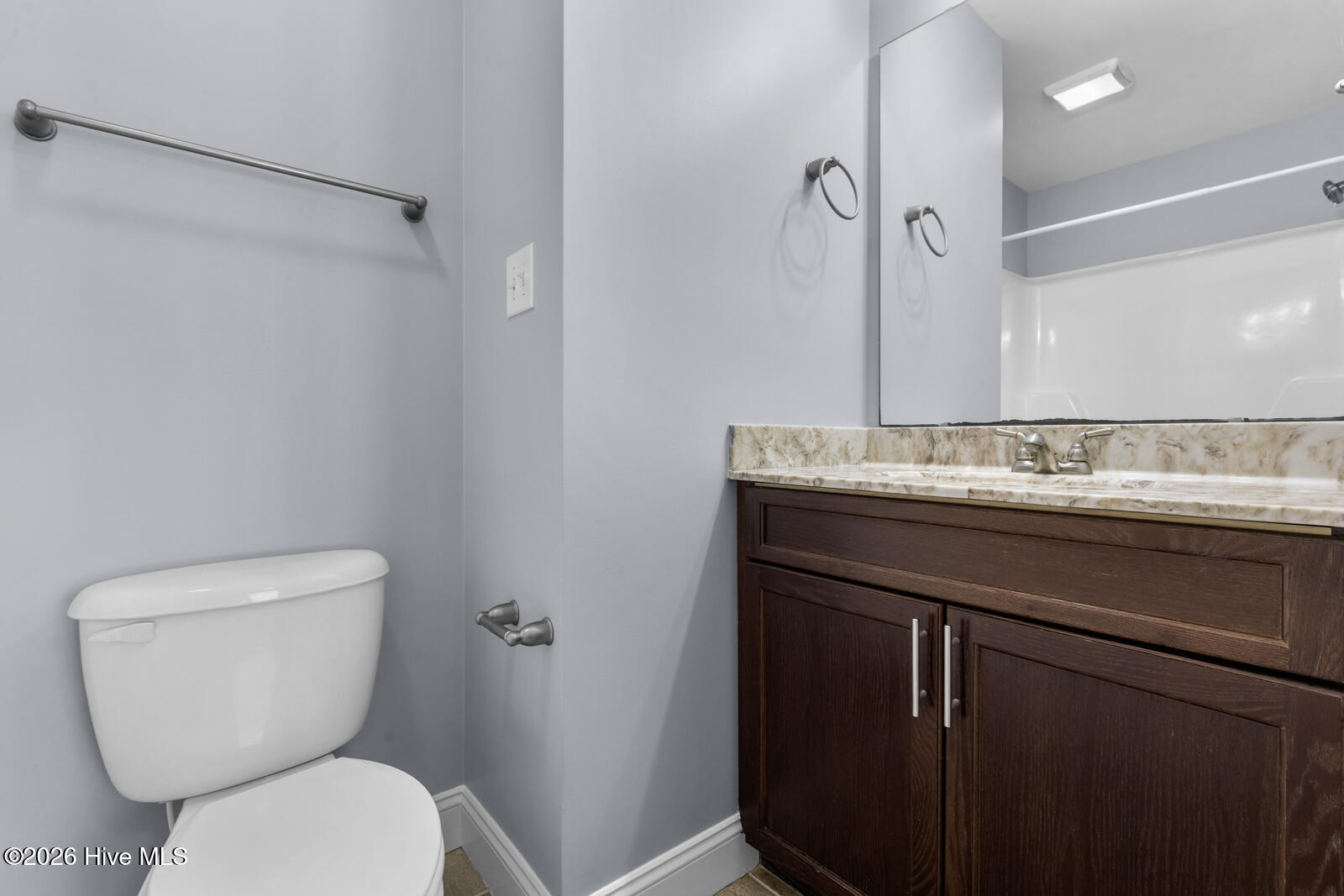 100568265 | Photo 17