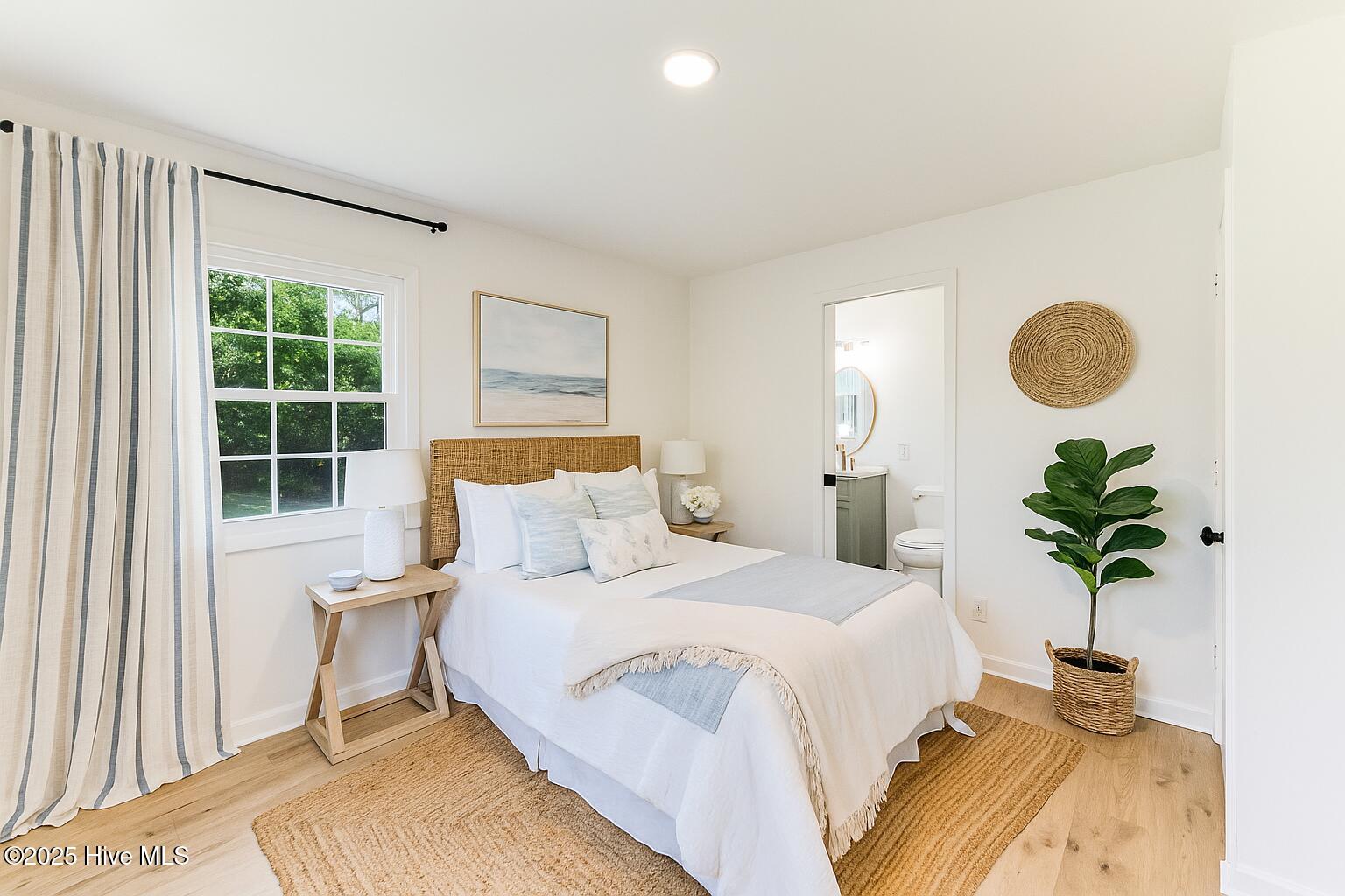 100509381 | Photo 29