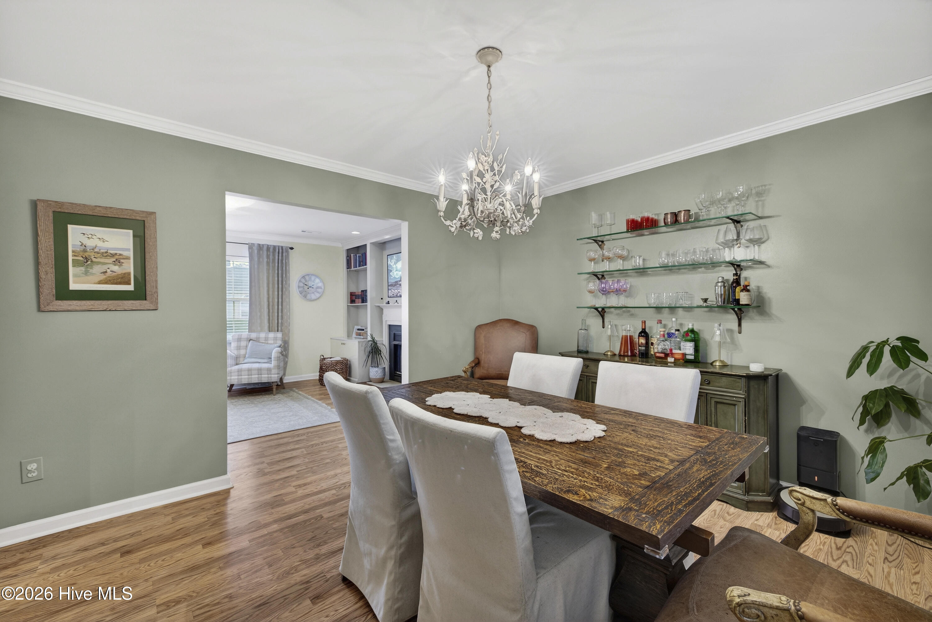 100558180 | Photo 10