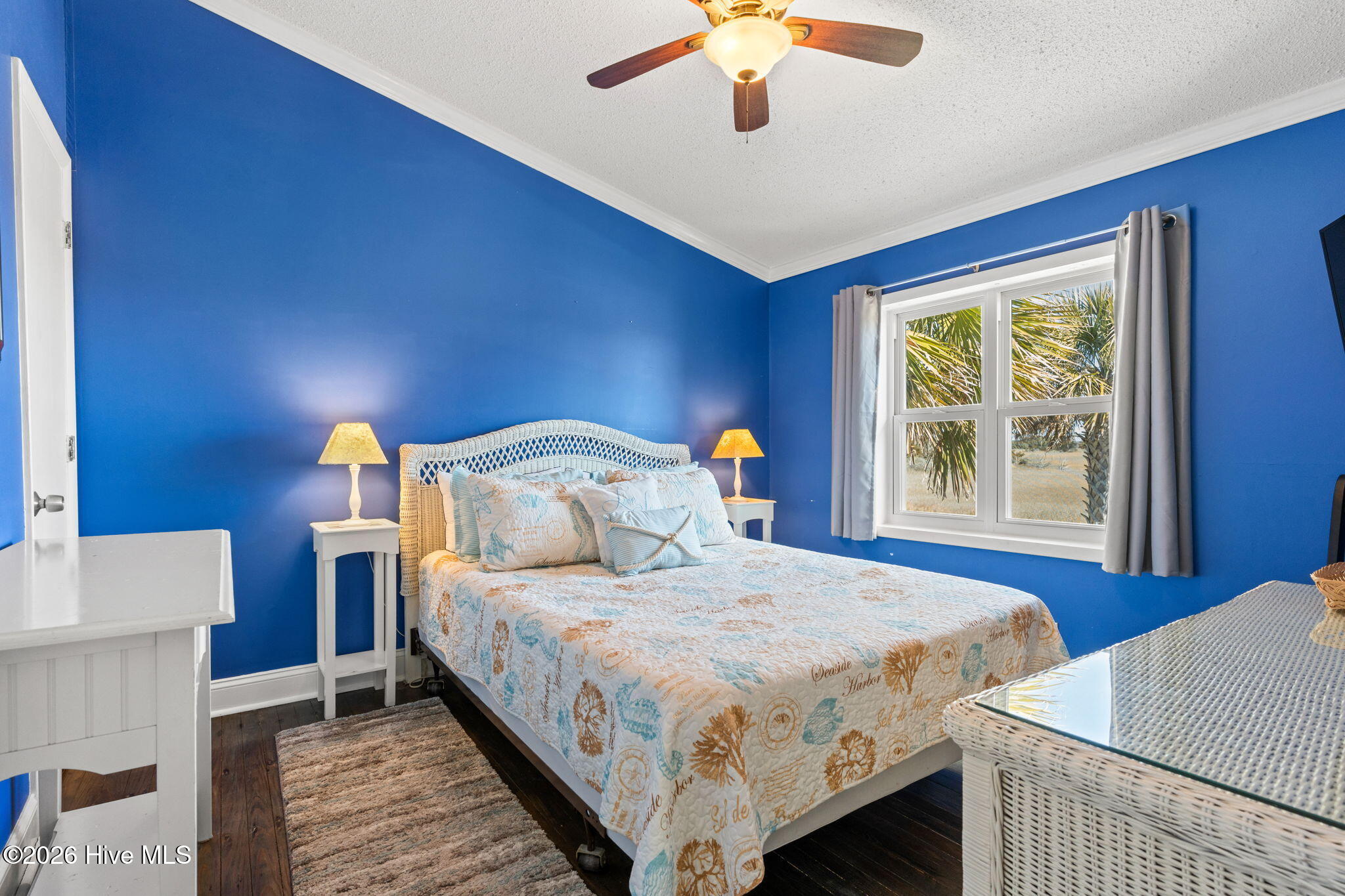 100554789 | Photo 22