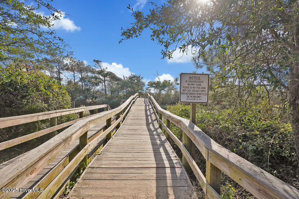 100523610 | Photo 52