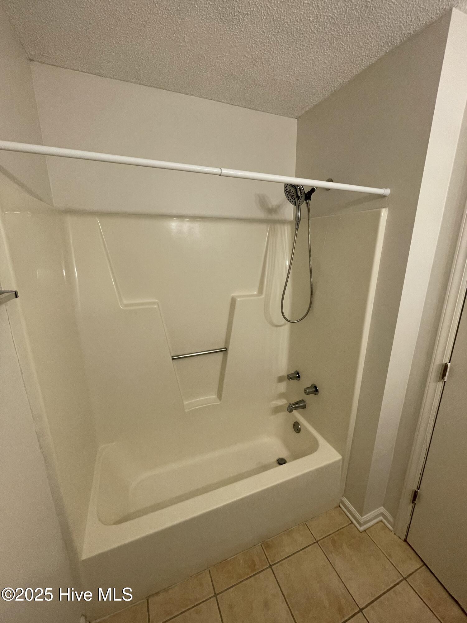 100544431 | Photo 11