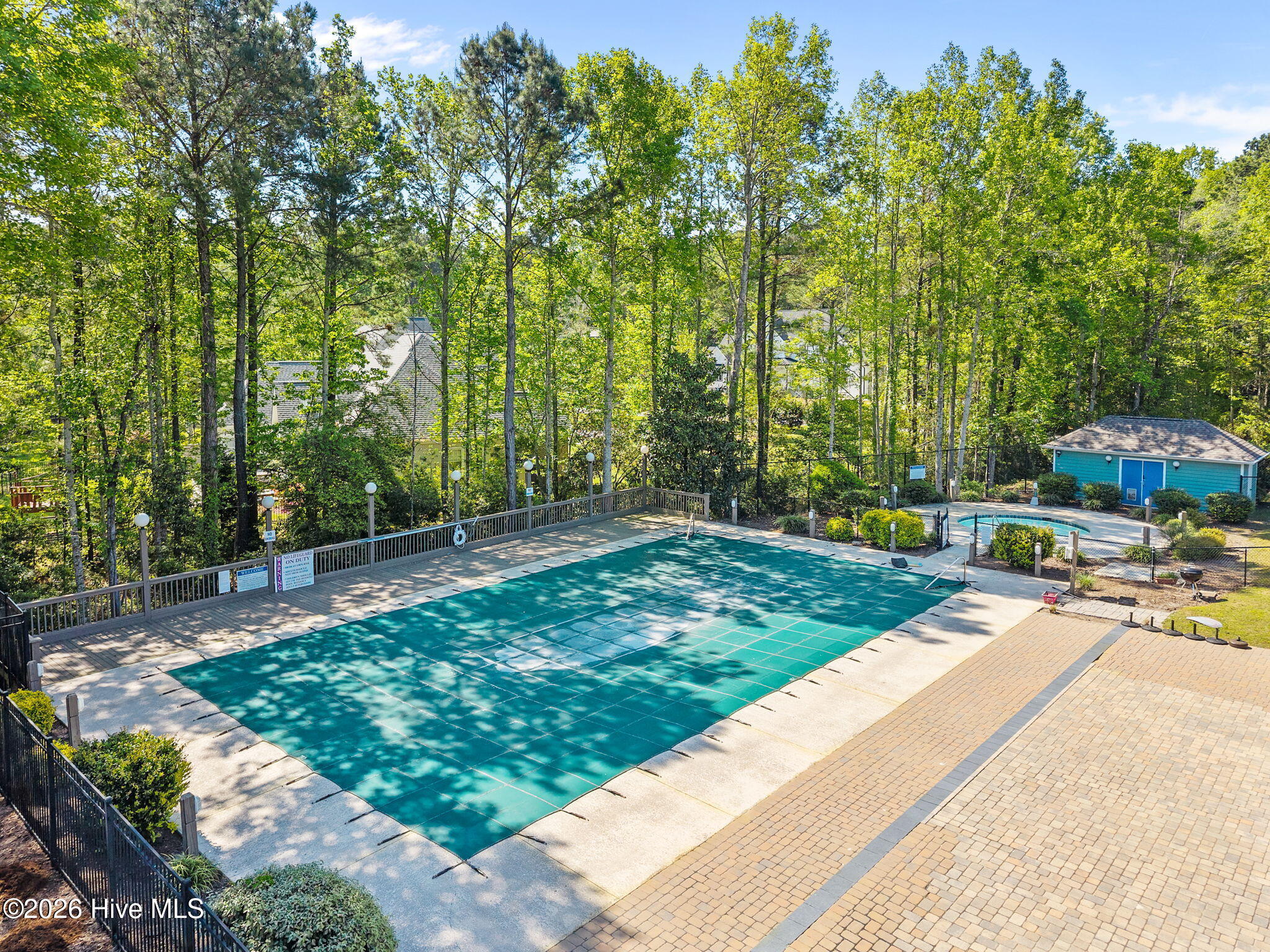 100567886 | Photo 72