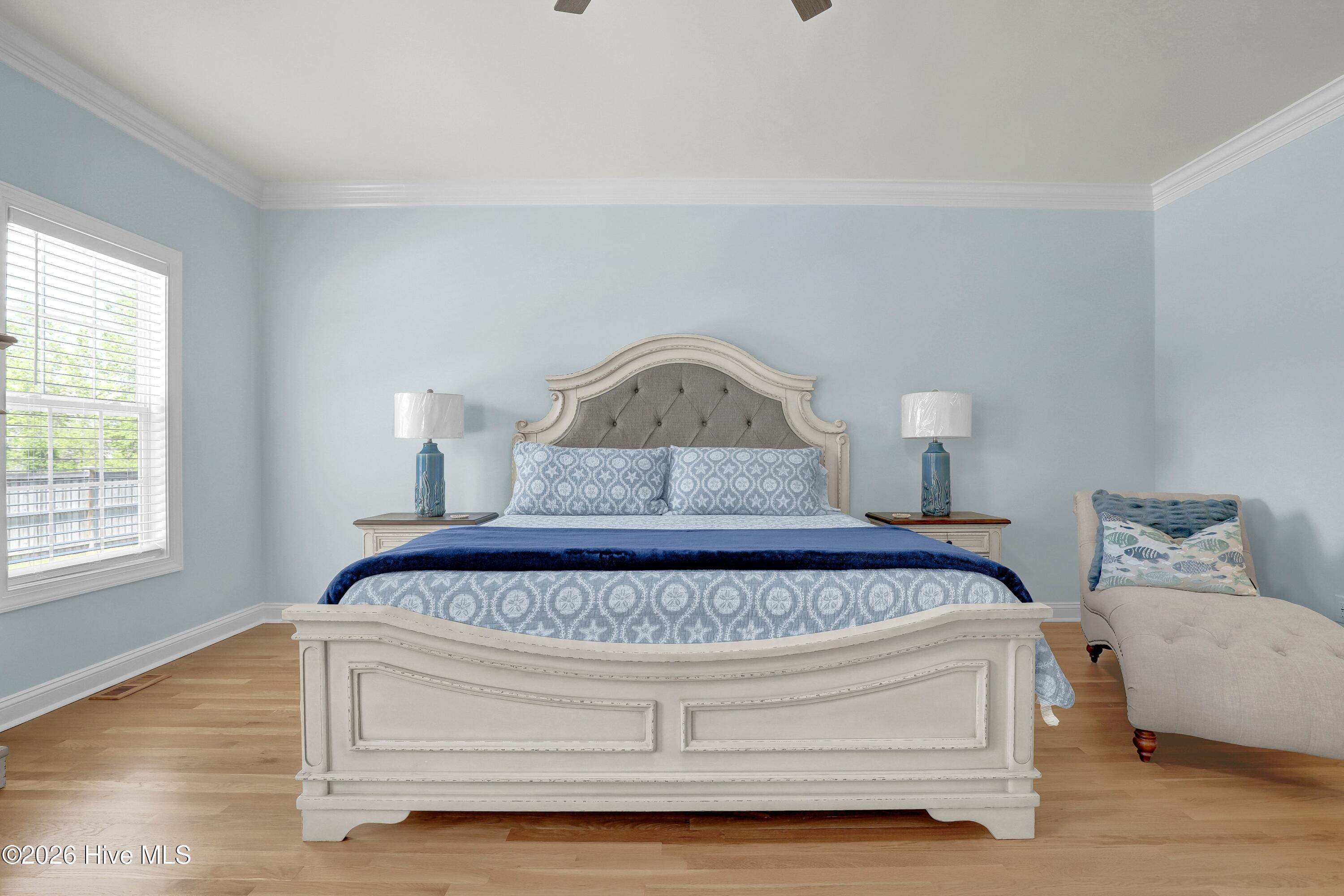 100567806 | Photo 30