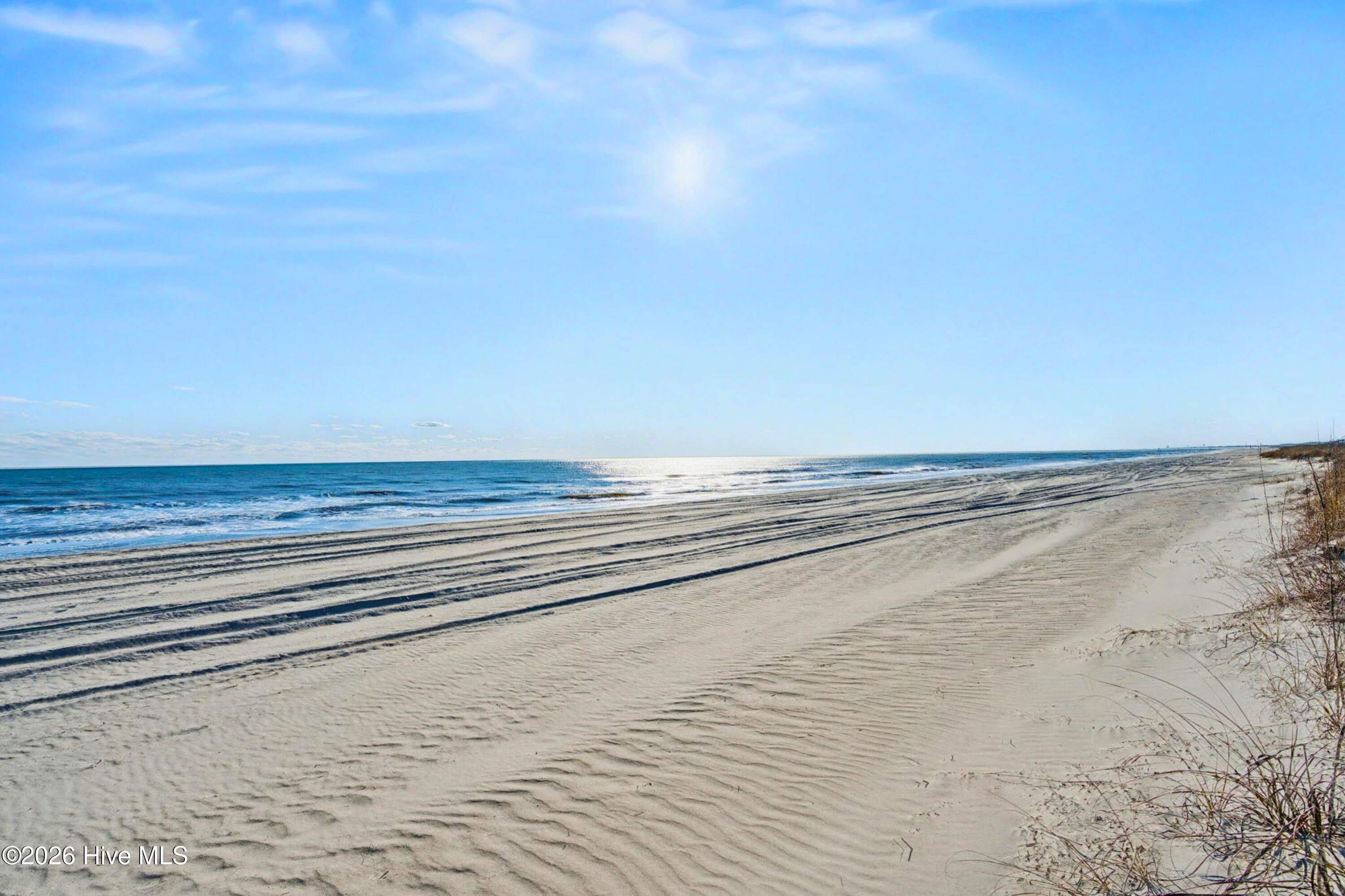 100549860 | Photo 32