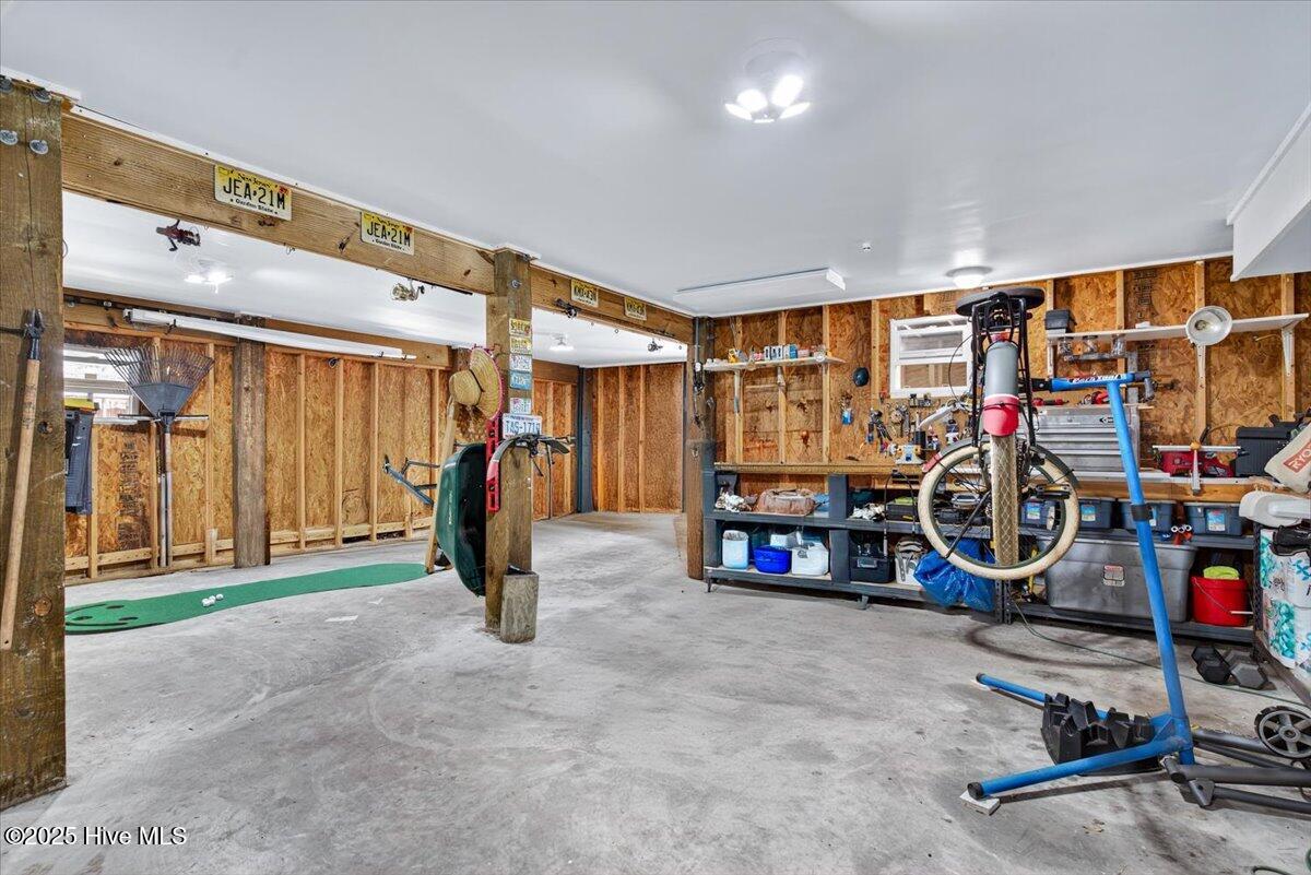 100514945 | Photo 50