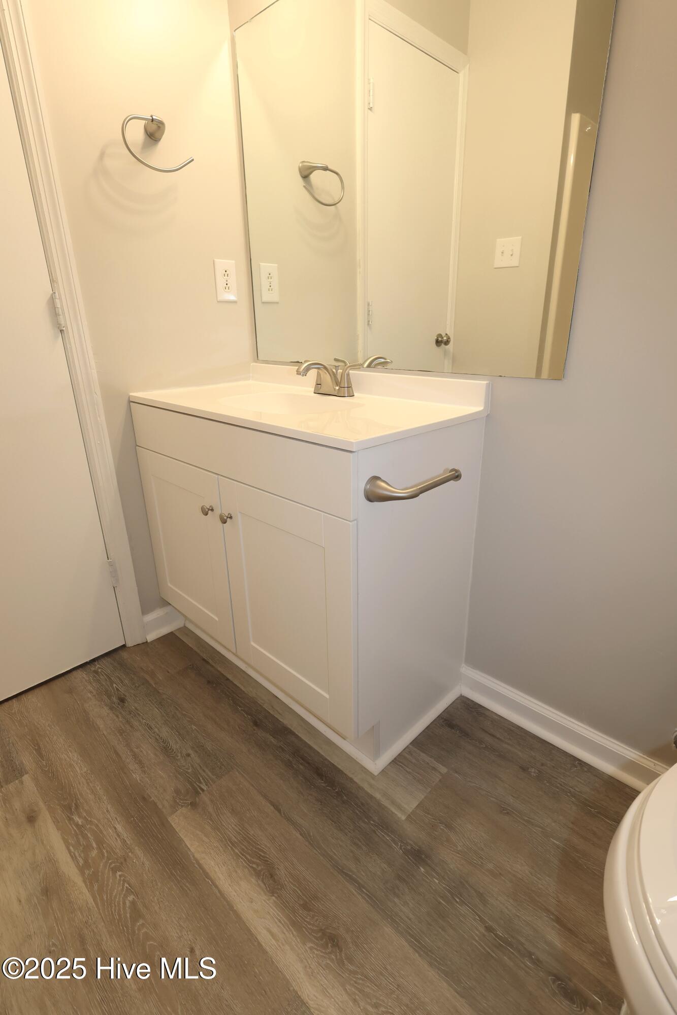 100544474 | Photo 11