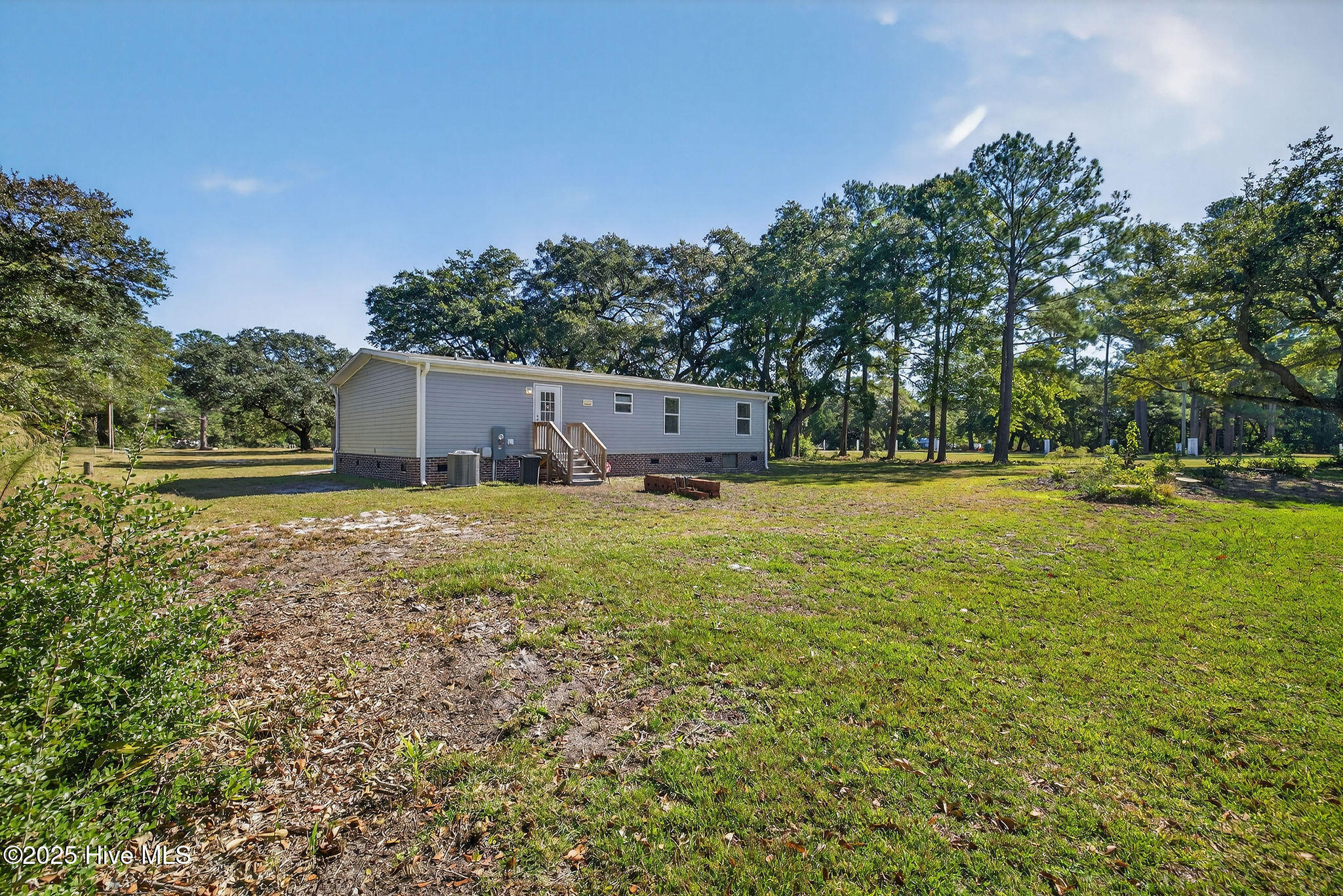 100537876 | Photo 11