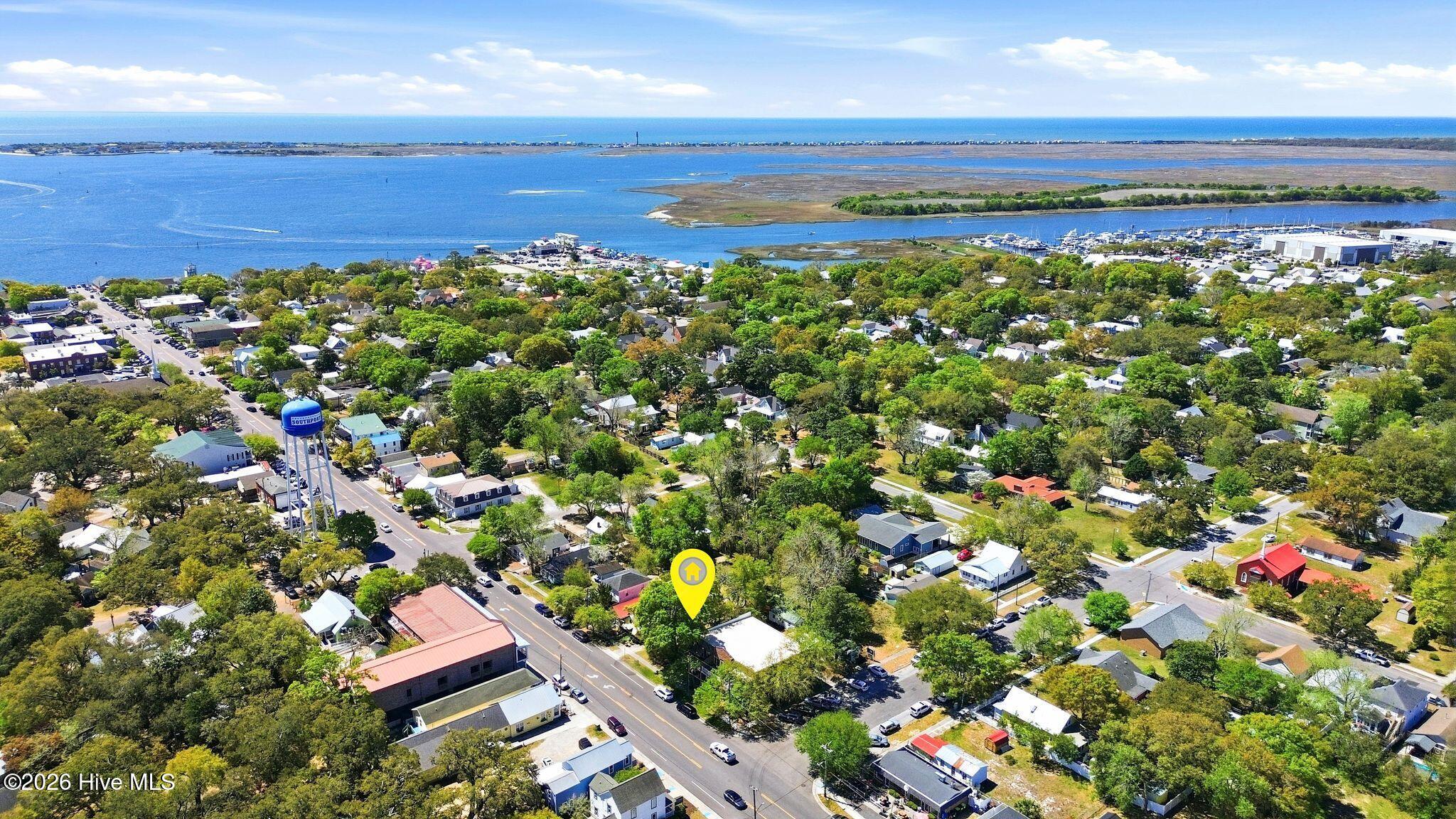 413 N Howe Street, Southport, NC, 28461