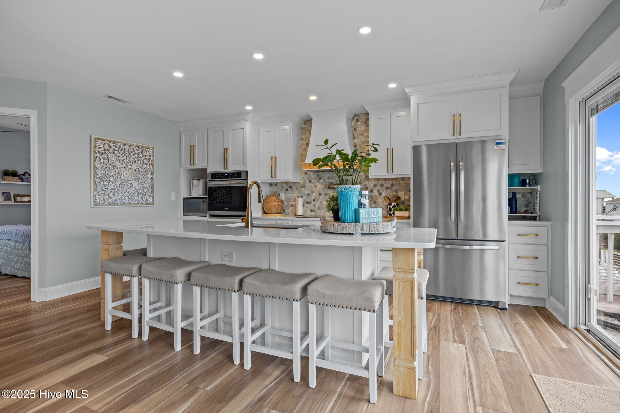 Kitchen Island with Seating