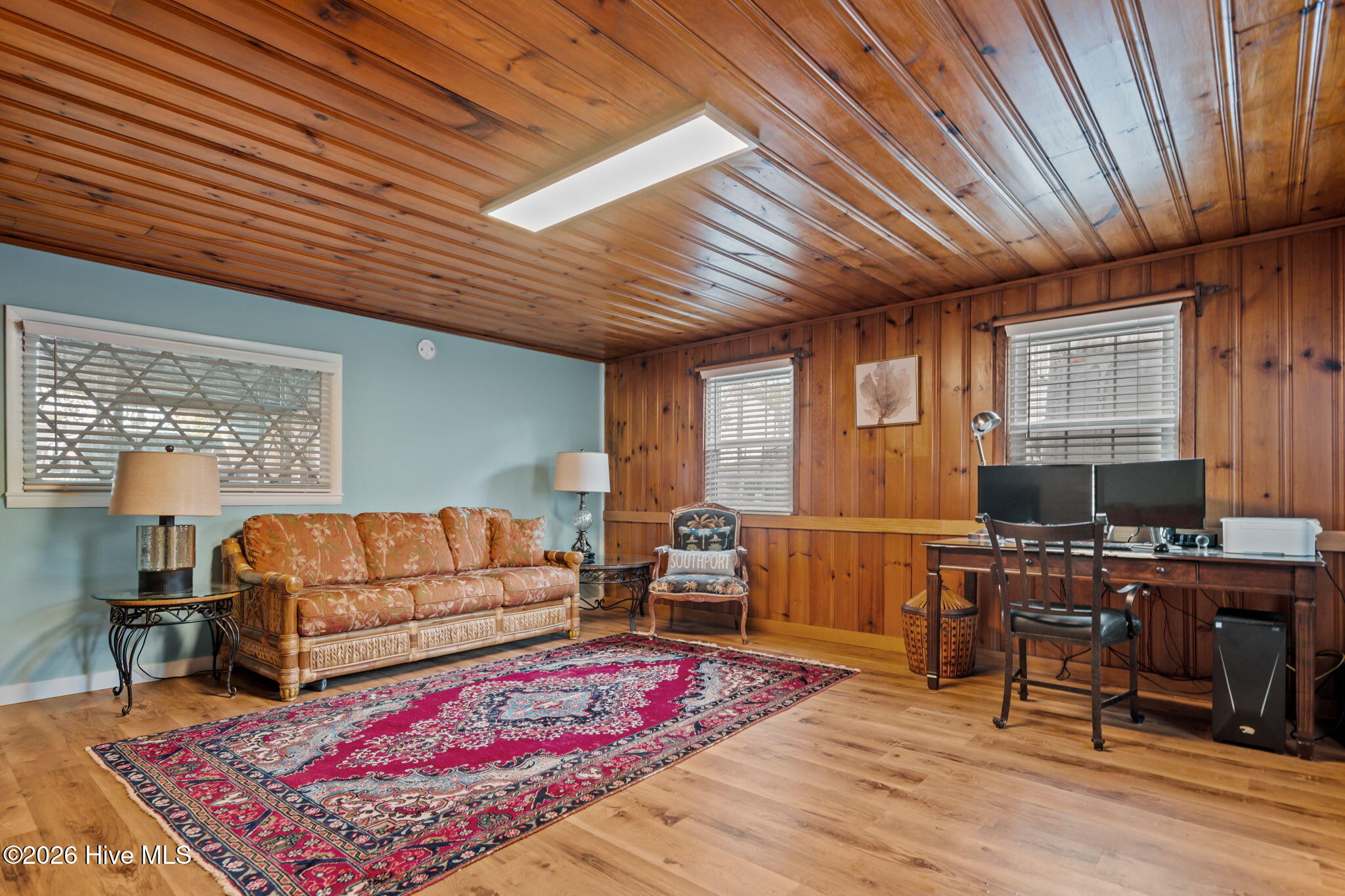 100564624 | Photo 34