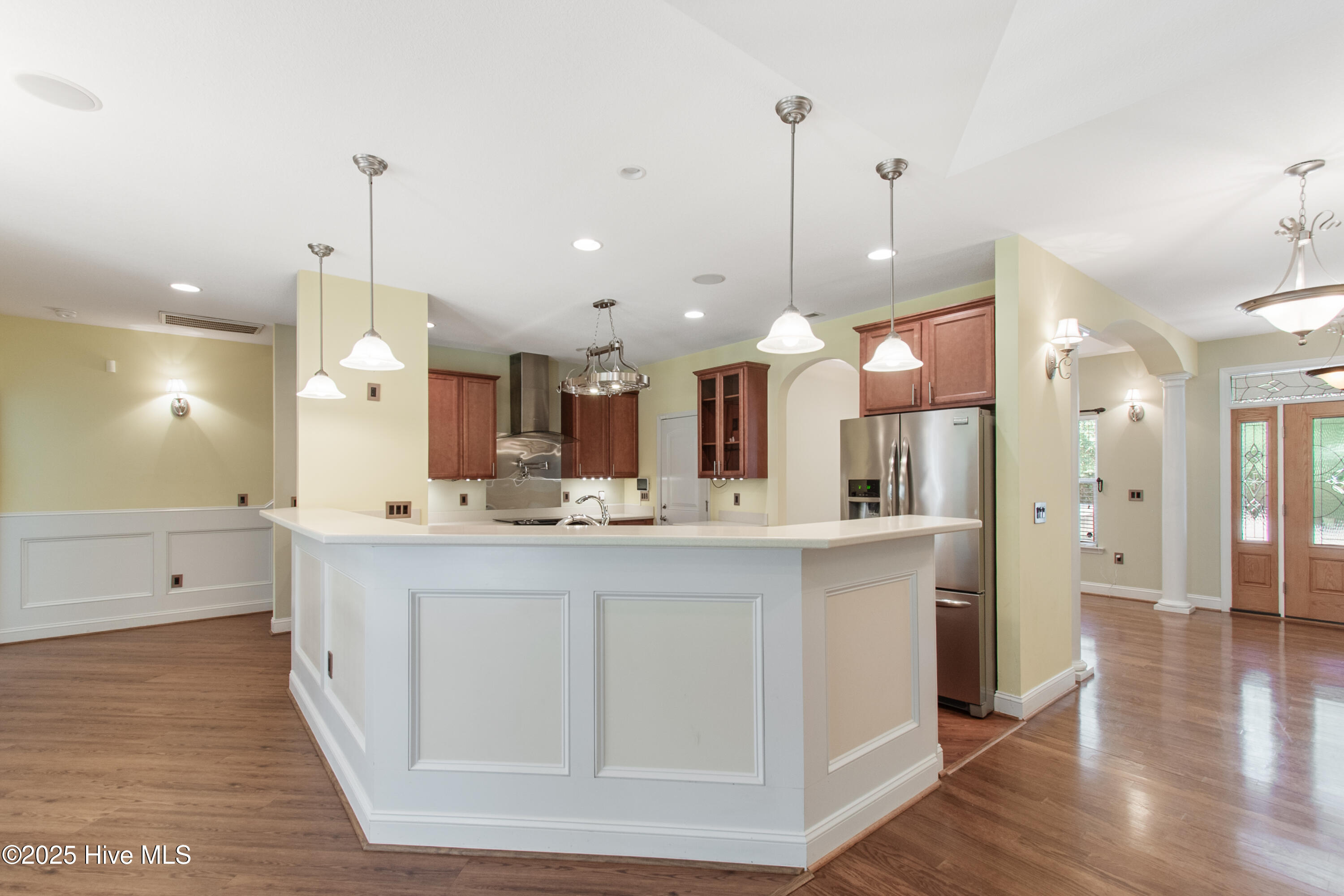 100532491 | Photo 16