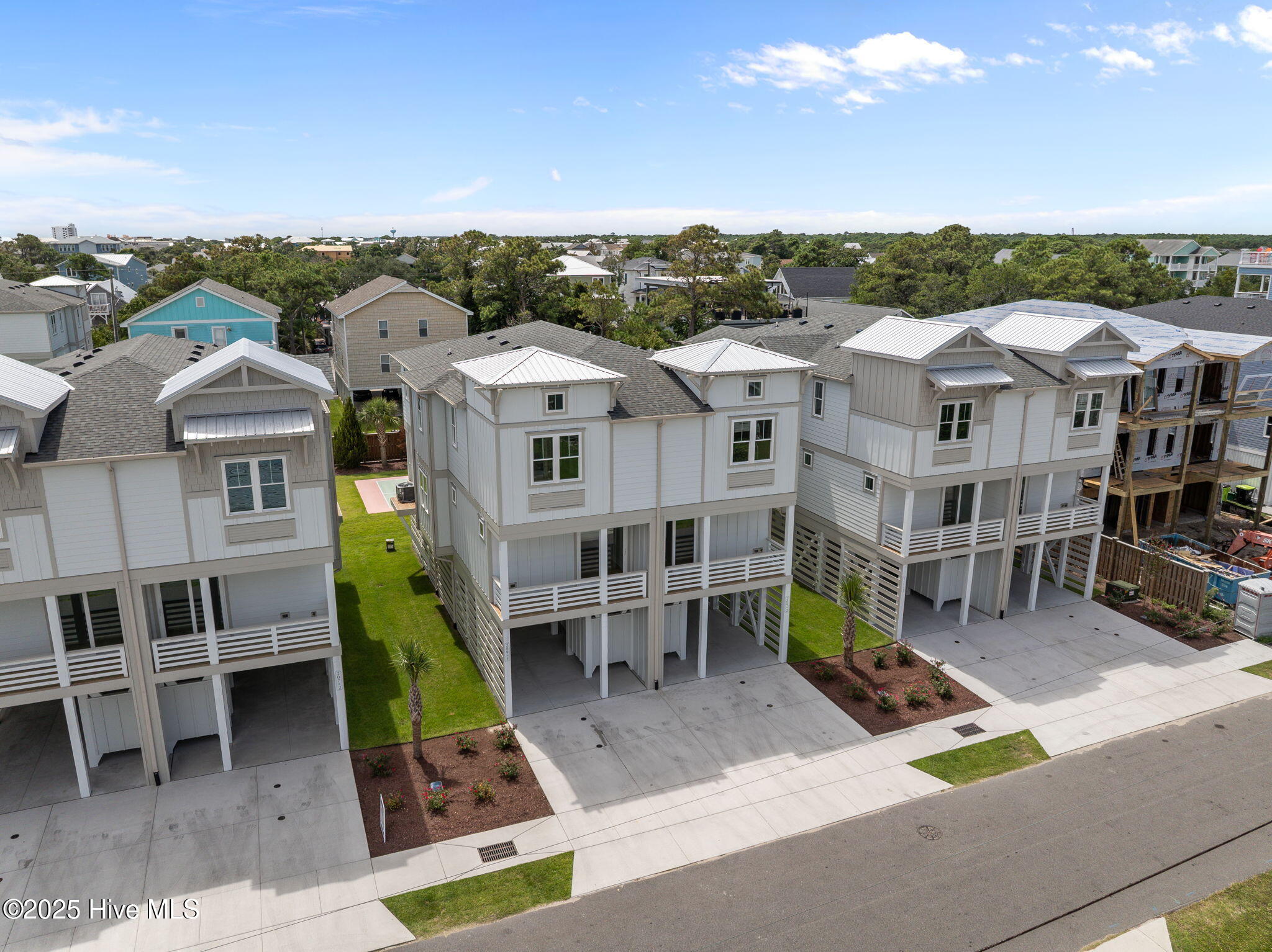 100537878 | Photo 57