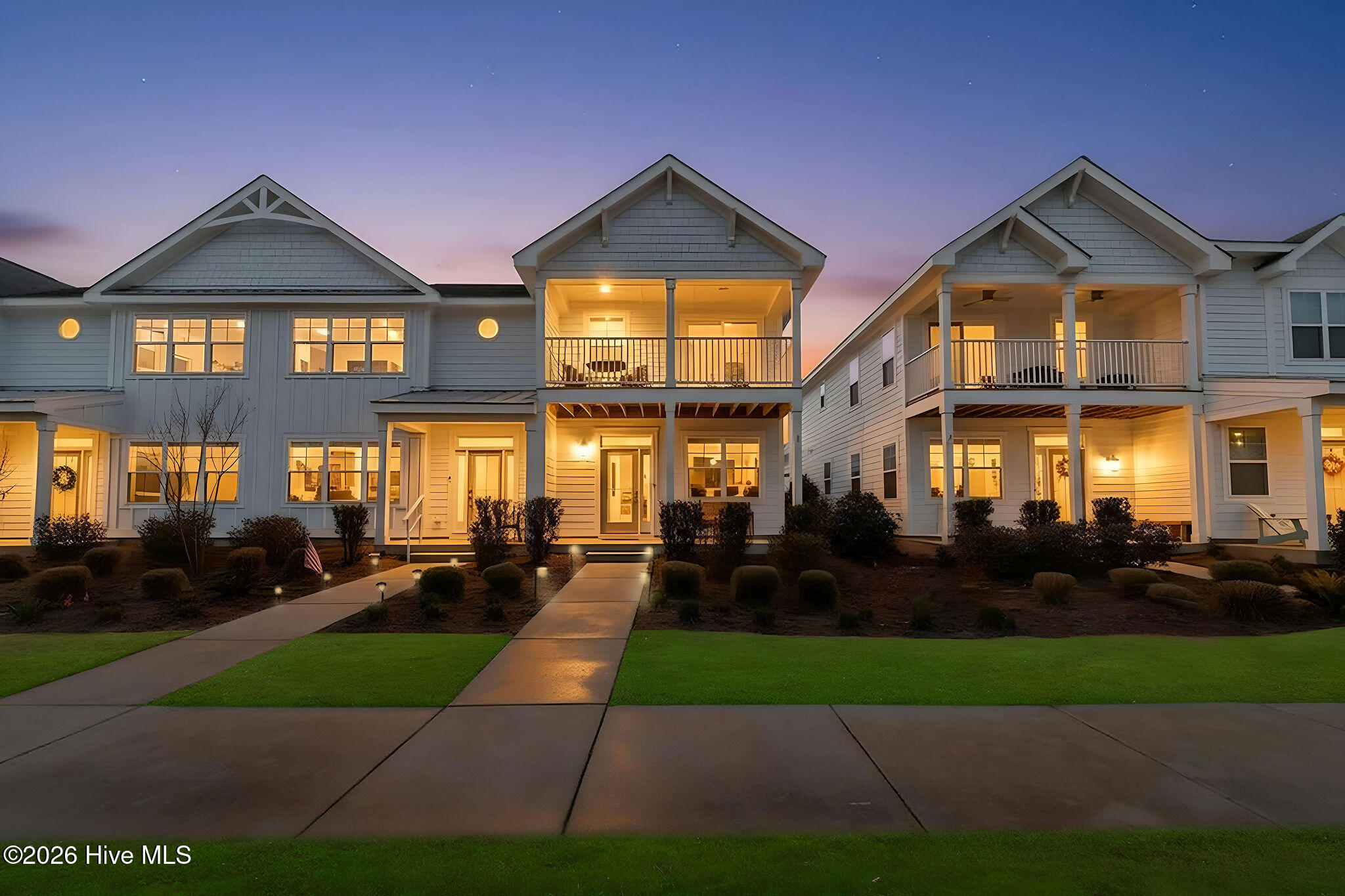 100553298 | Photo 66