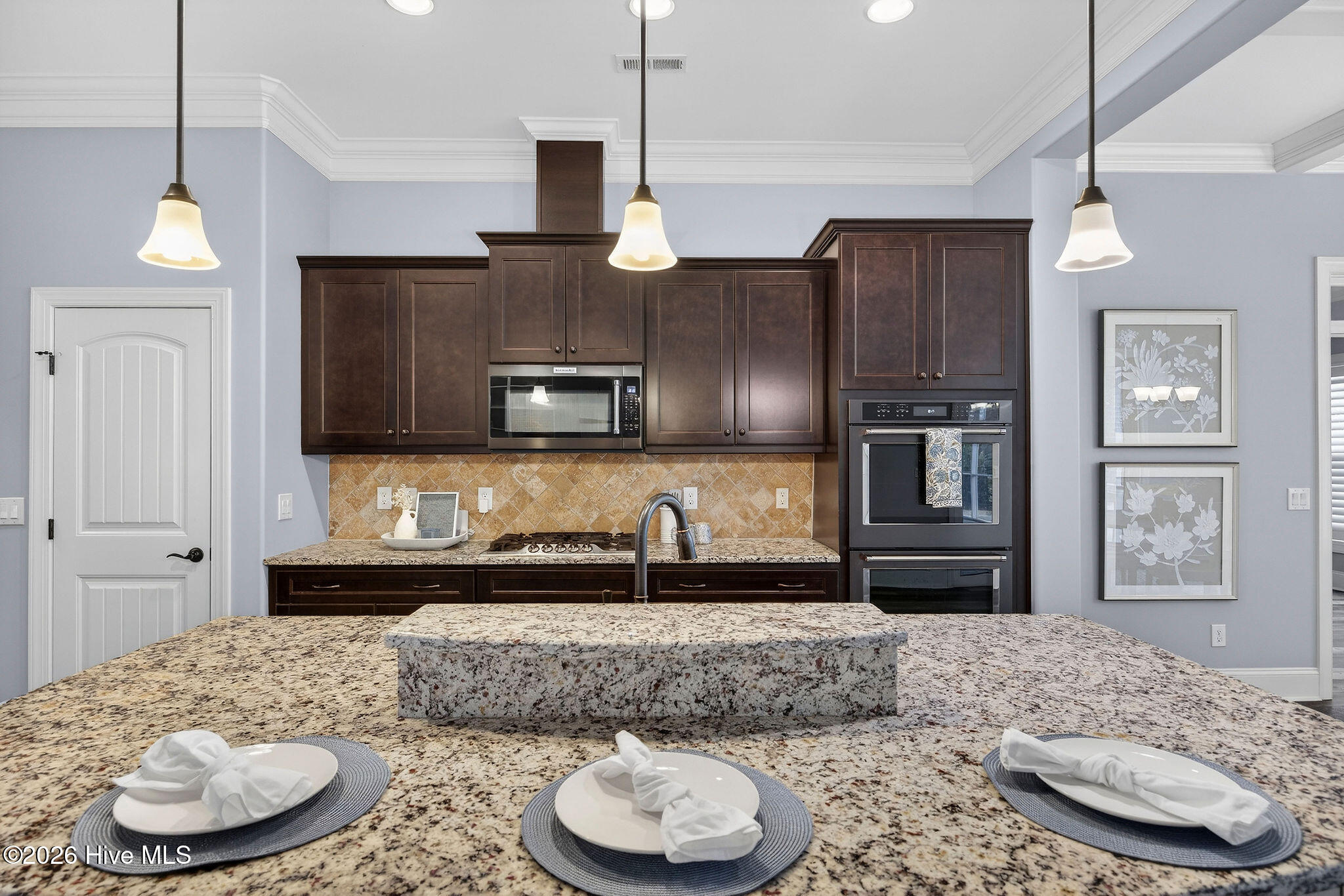 100559766 | Photo 19