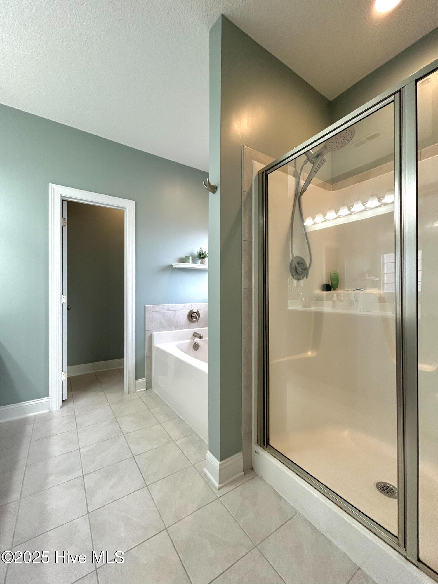 100545888 | Photo 29