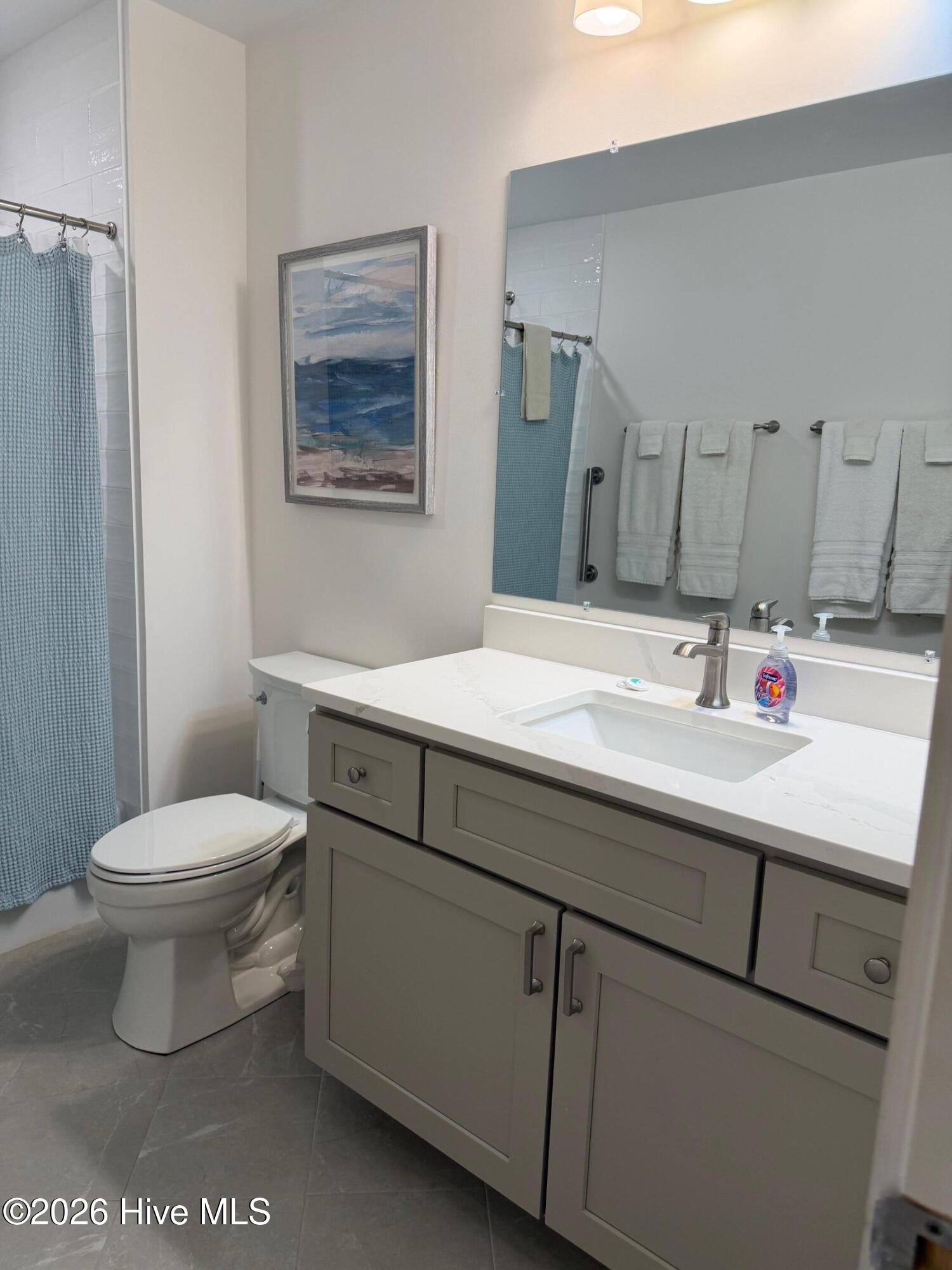 100553724 | Photo 44