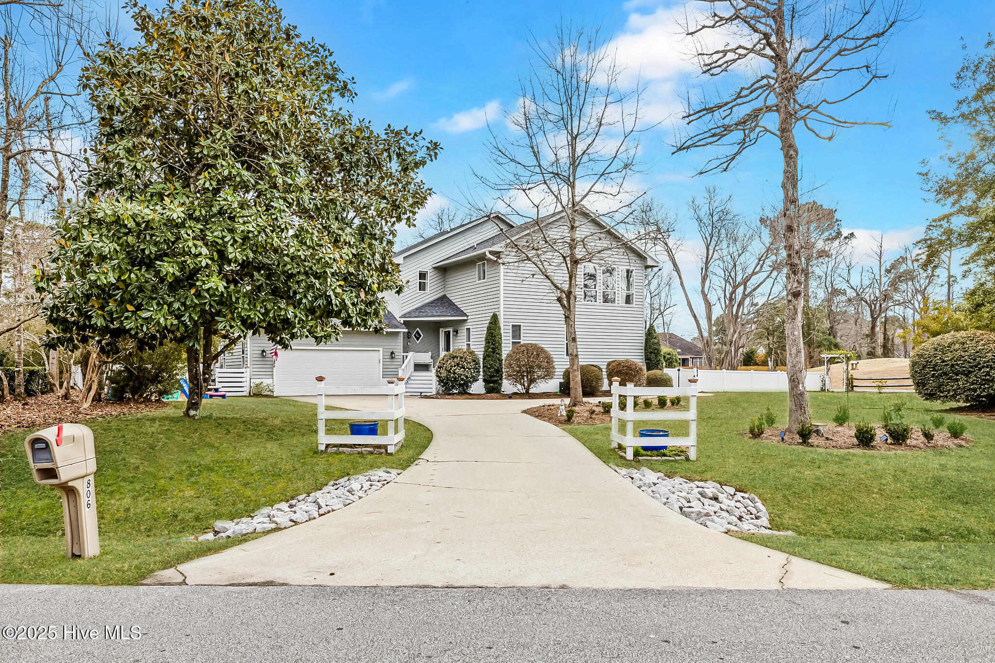 Homes for sale in Morehead City, NC | 806 Lord Granville Dr, Morehead City, NC 28557 | MLS# 100491963