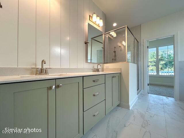 100535457 | Photo 37