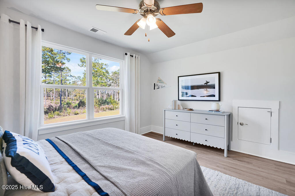 100535807 | Photo 31