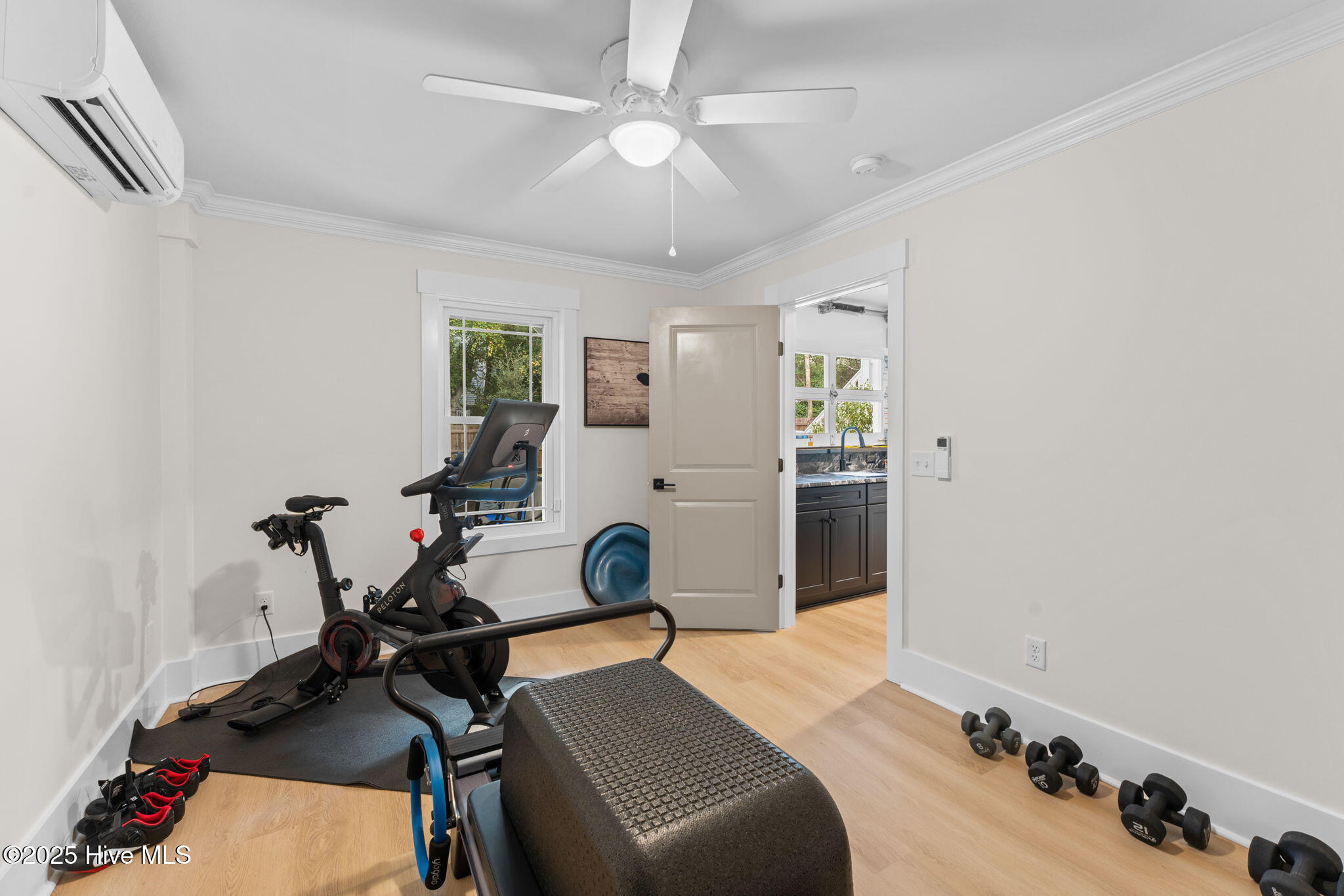 100539028 | Photo 23