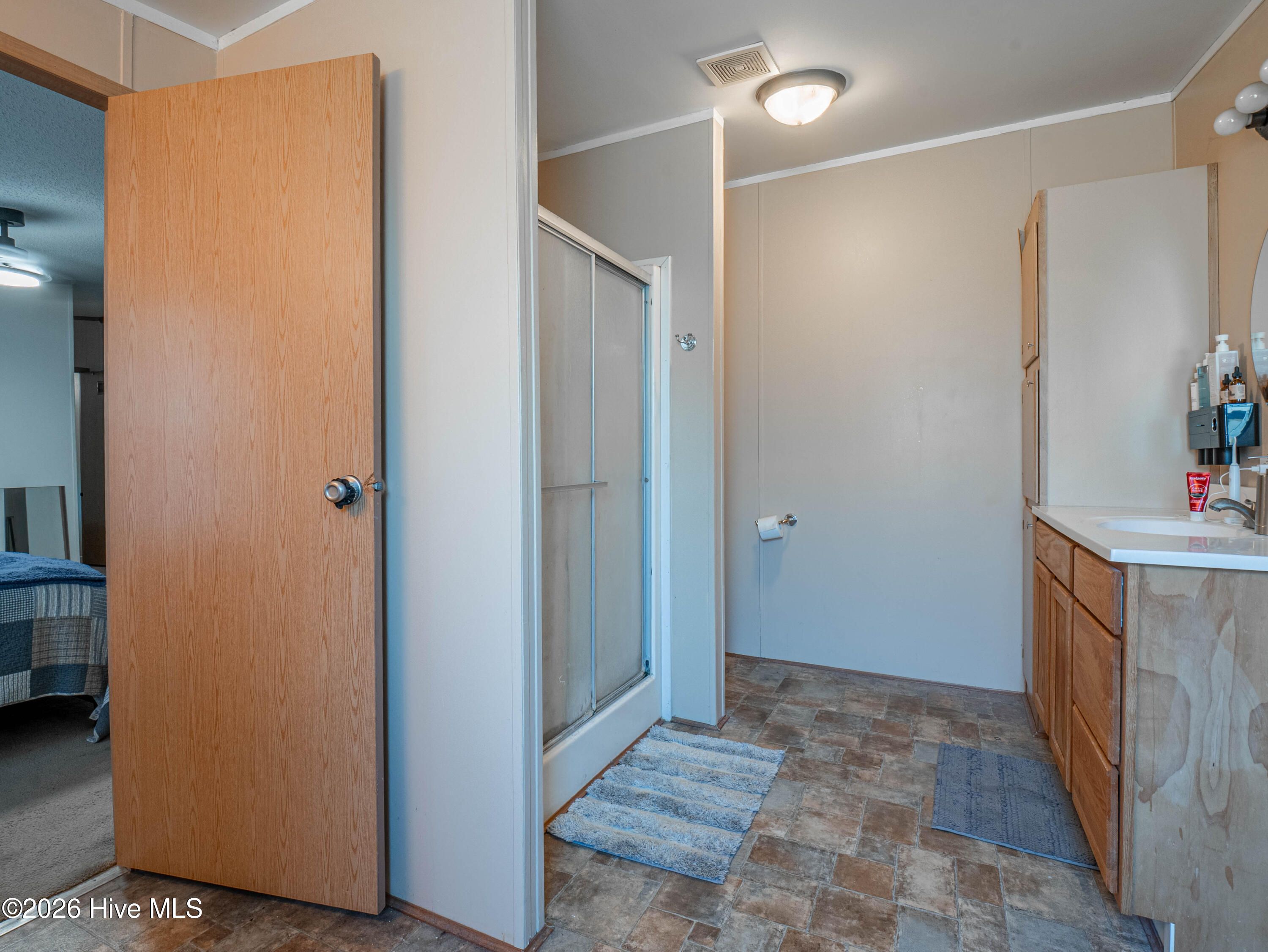 100565026 | Photo 21