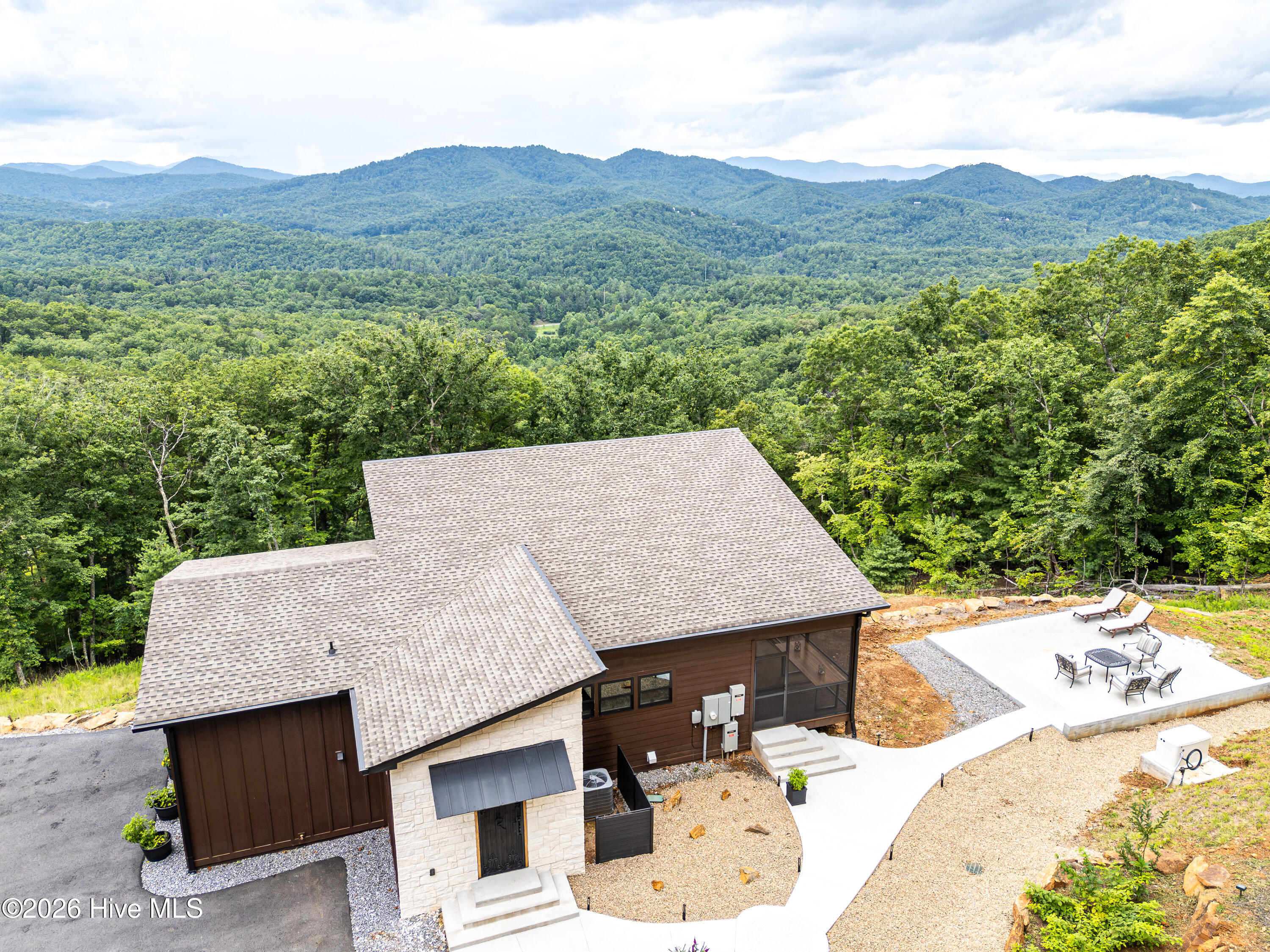 4th image of 629 Peaks Dr, Hayesville, NC 28904 | MLS# 100589866