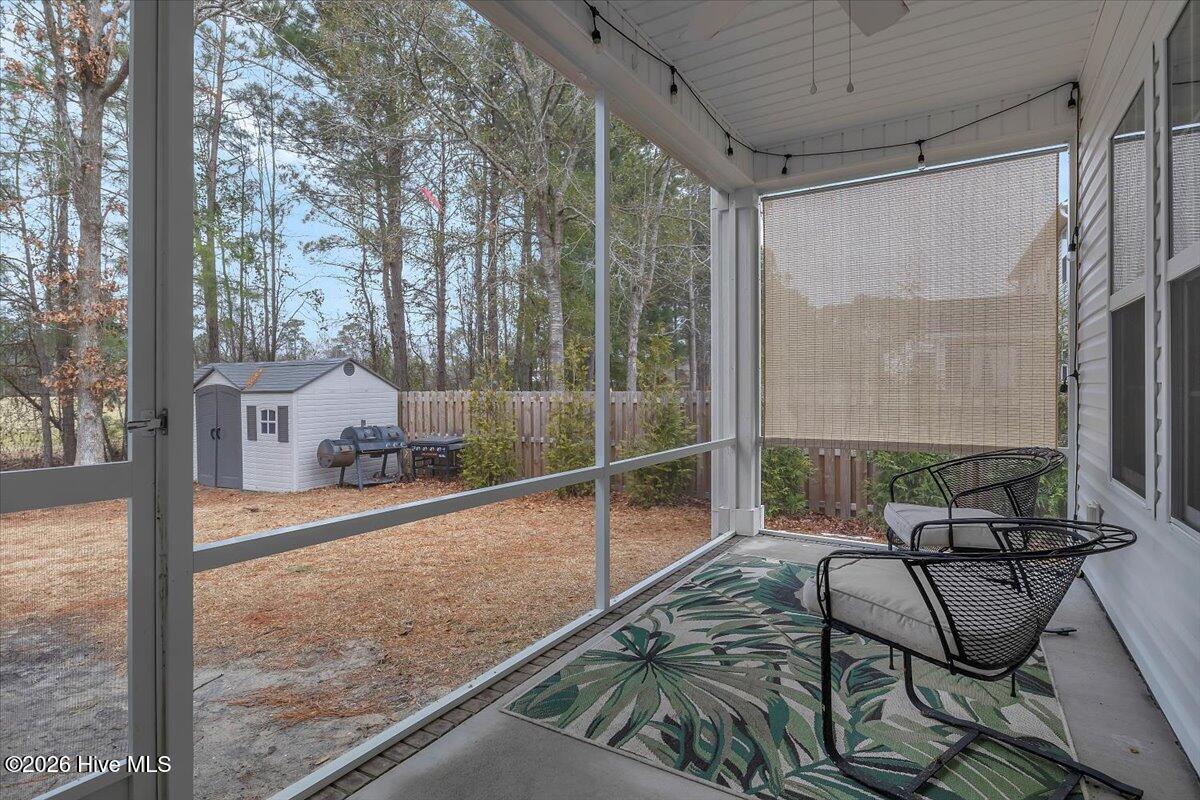 100553155 | Photo 44