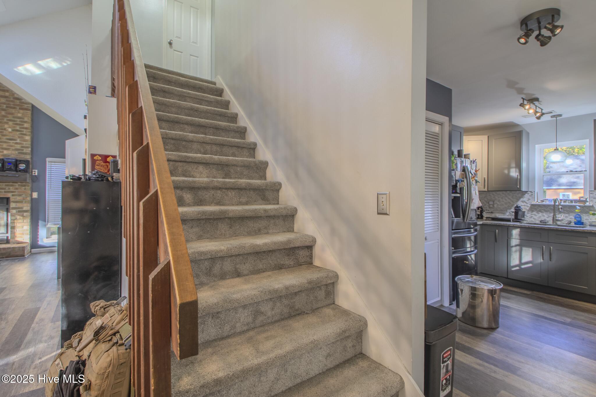 100541041 | Photo 16