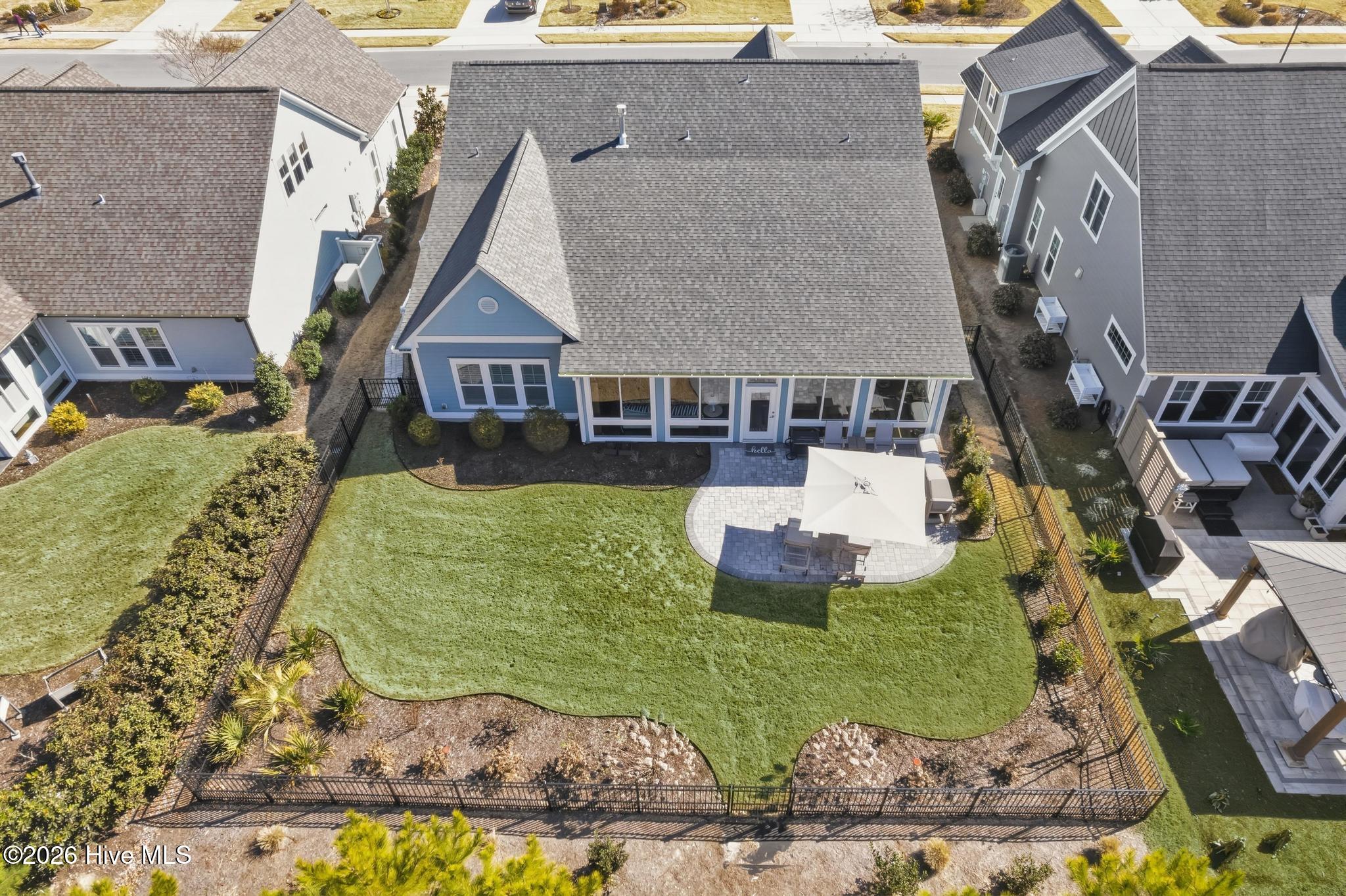 100554961 | Photo 46