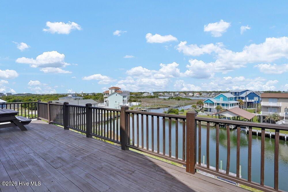 100567511 | Photo 40