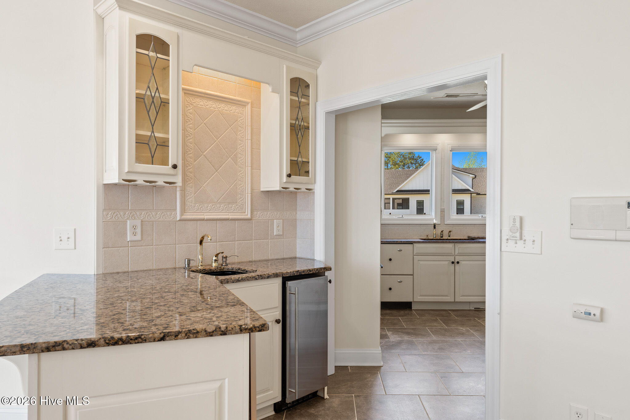 100564967 | Photo 17