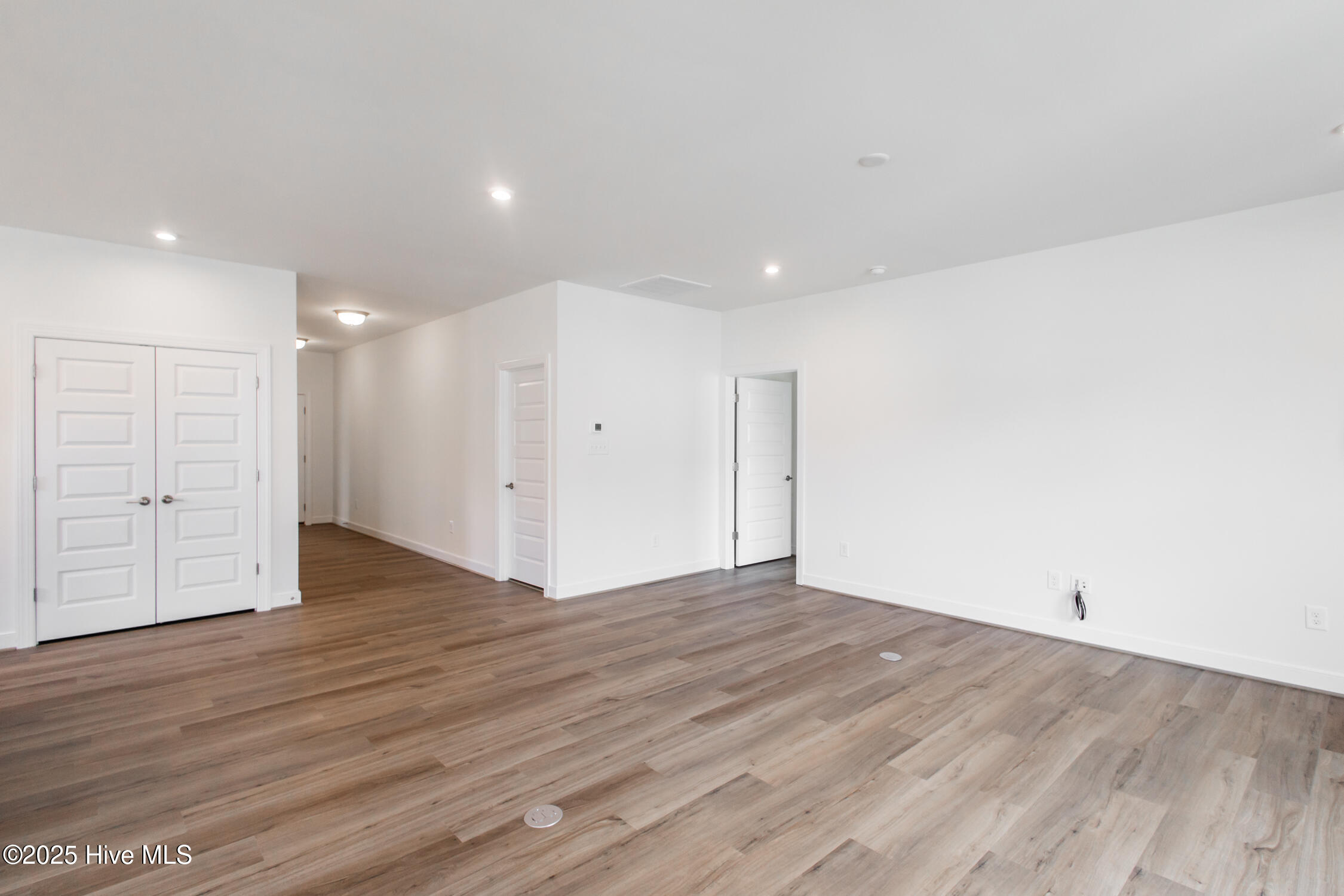 1712 Galley Place-17