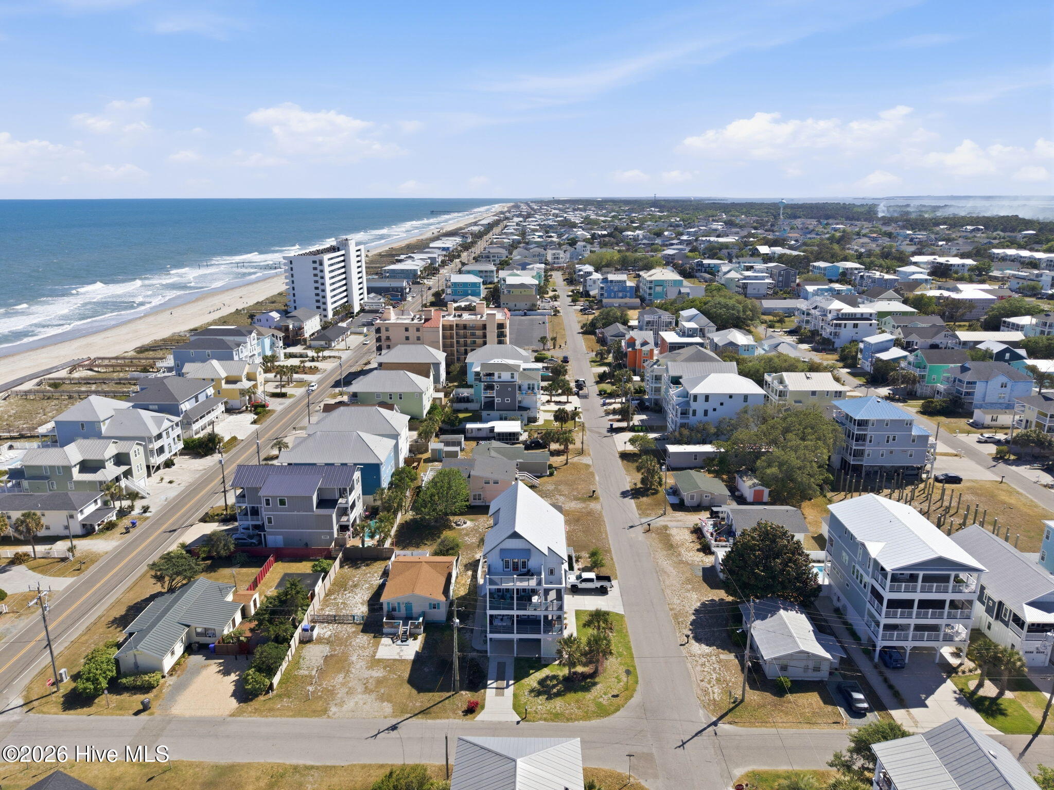 100570056 | Photo 83